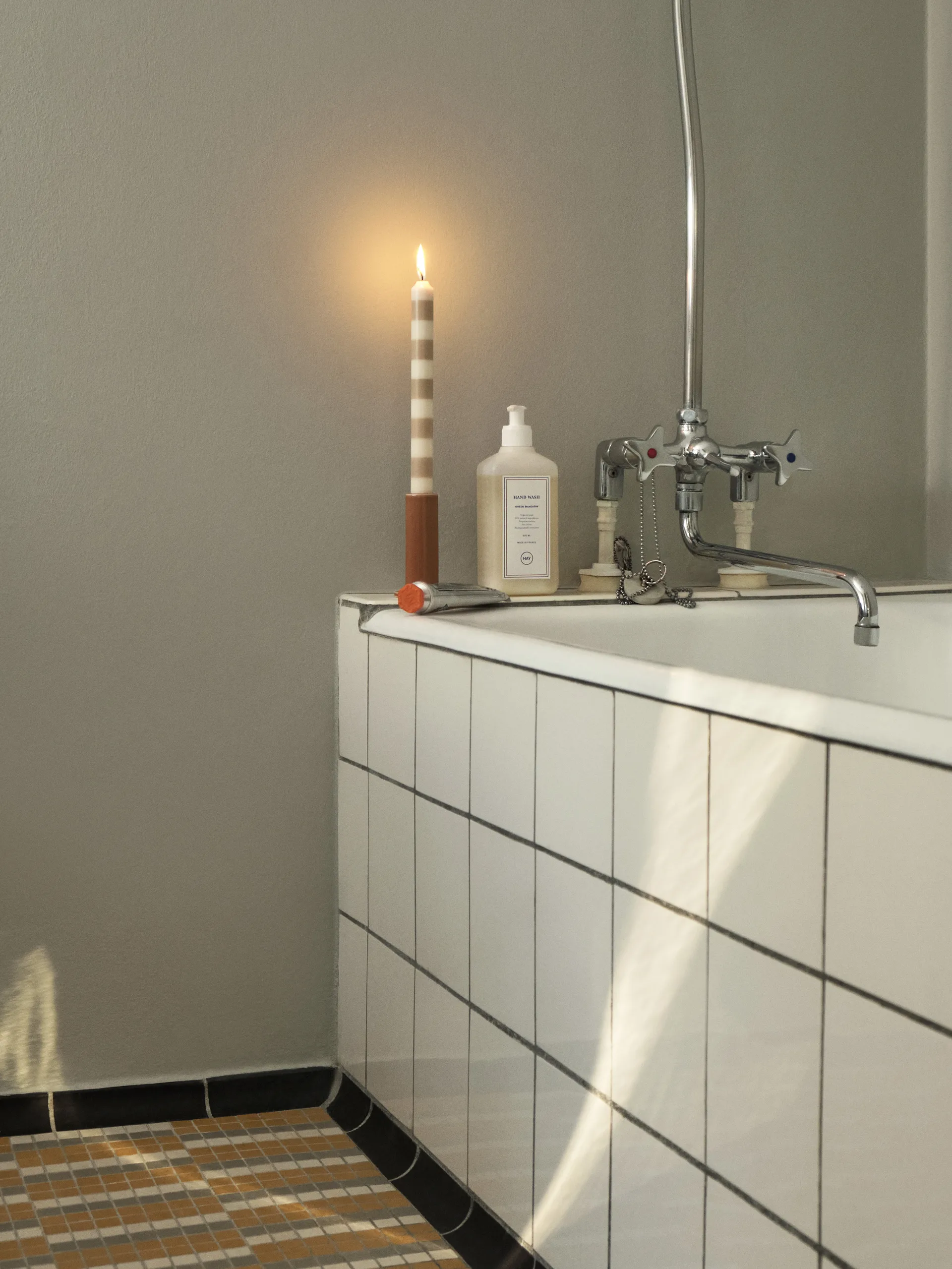 Tube kynttilänjalka 10 cm, Peach HAY