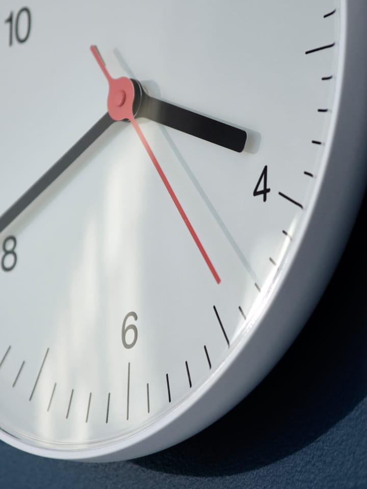 Wall Clock -seinäkello Ø 26,5 cm, White HAY