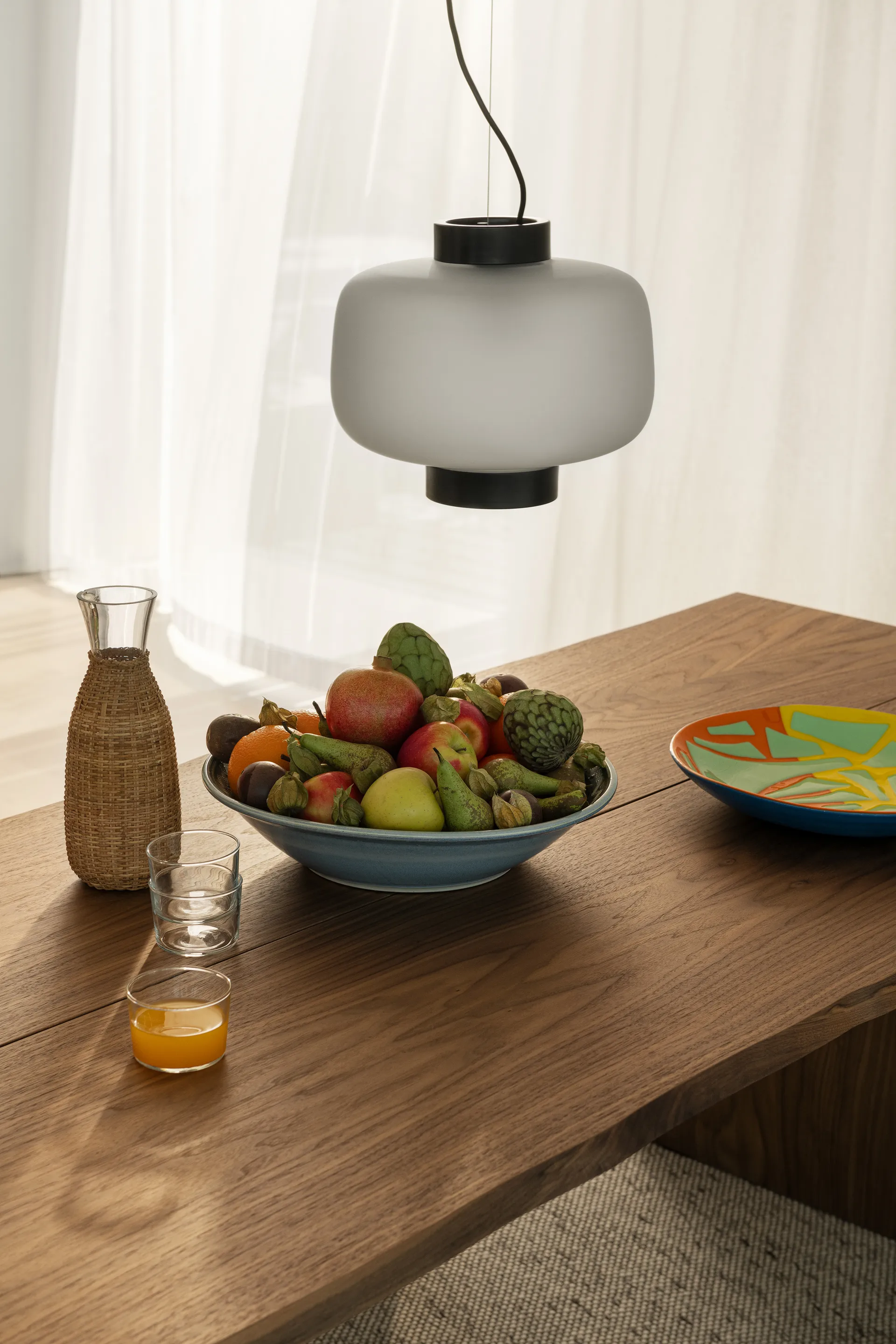 Bookmatch ruokapöytä 220 cm, Saksanpähkinä Hem