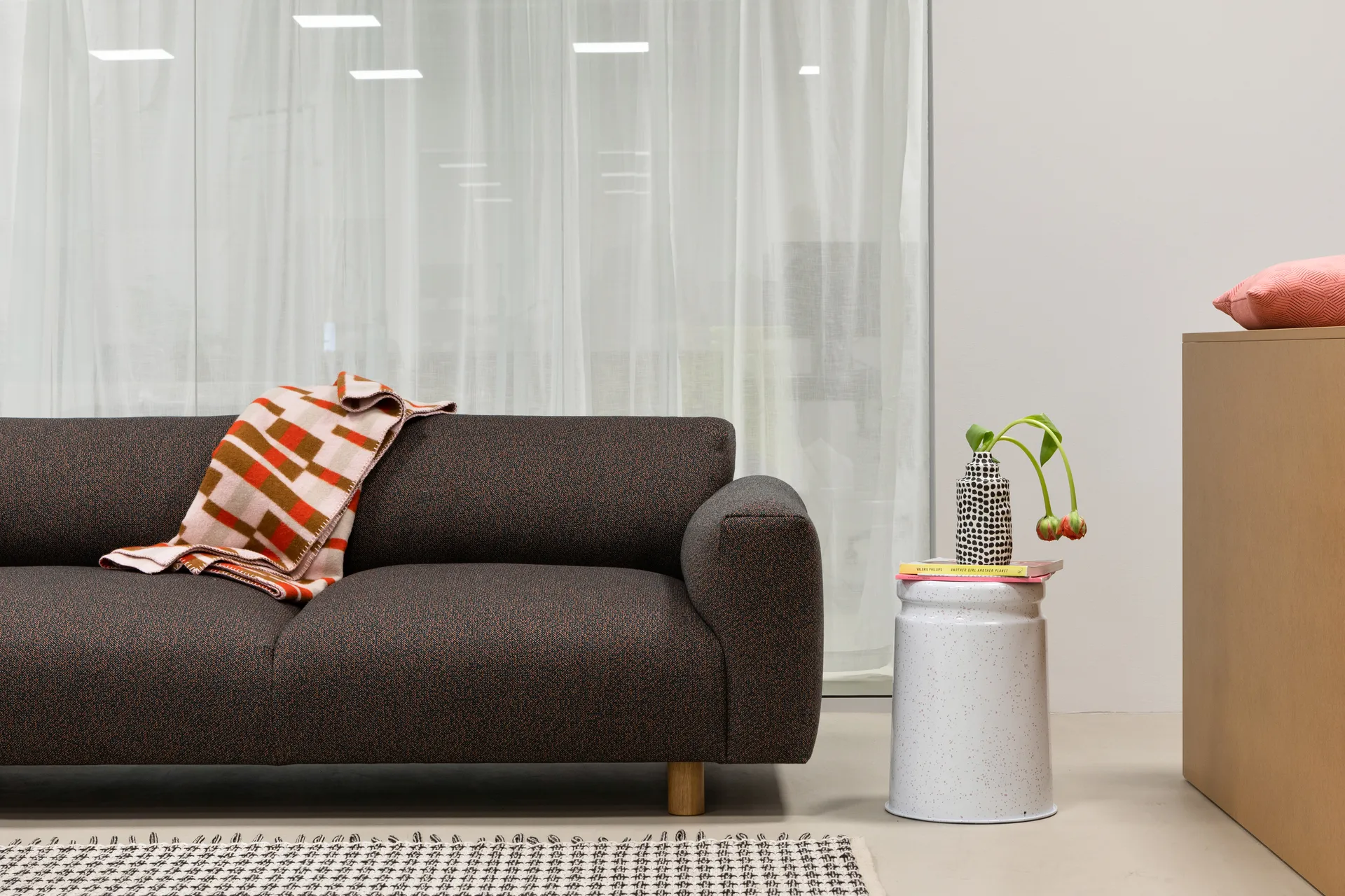 Koti 2-istuttava sohva 200 cm, Sawdust Hem