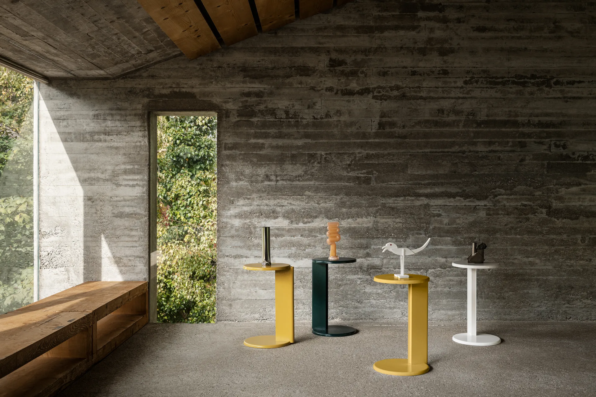 Lolly sivupöytä 56 cm, Black green gloss Hem