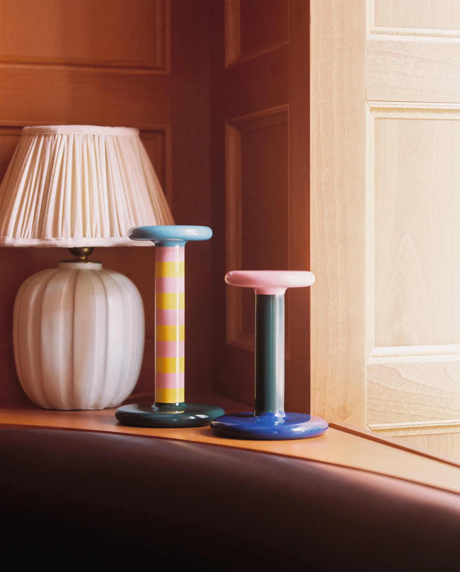 Pesa kynttilänjalka Medium 18 cm, Pink-black green-night blue Hem