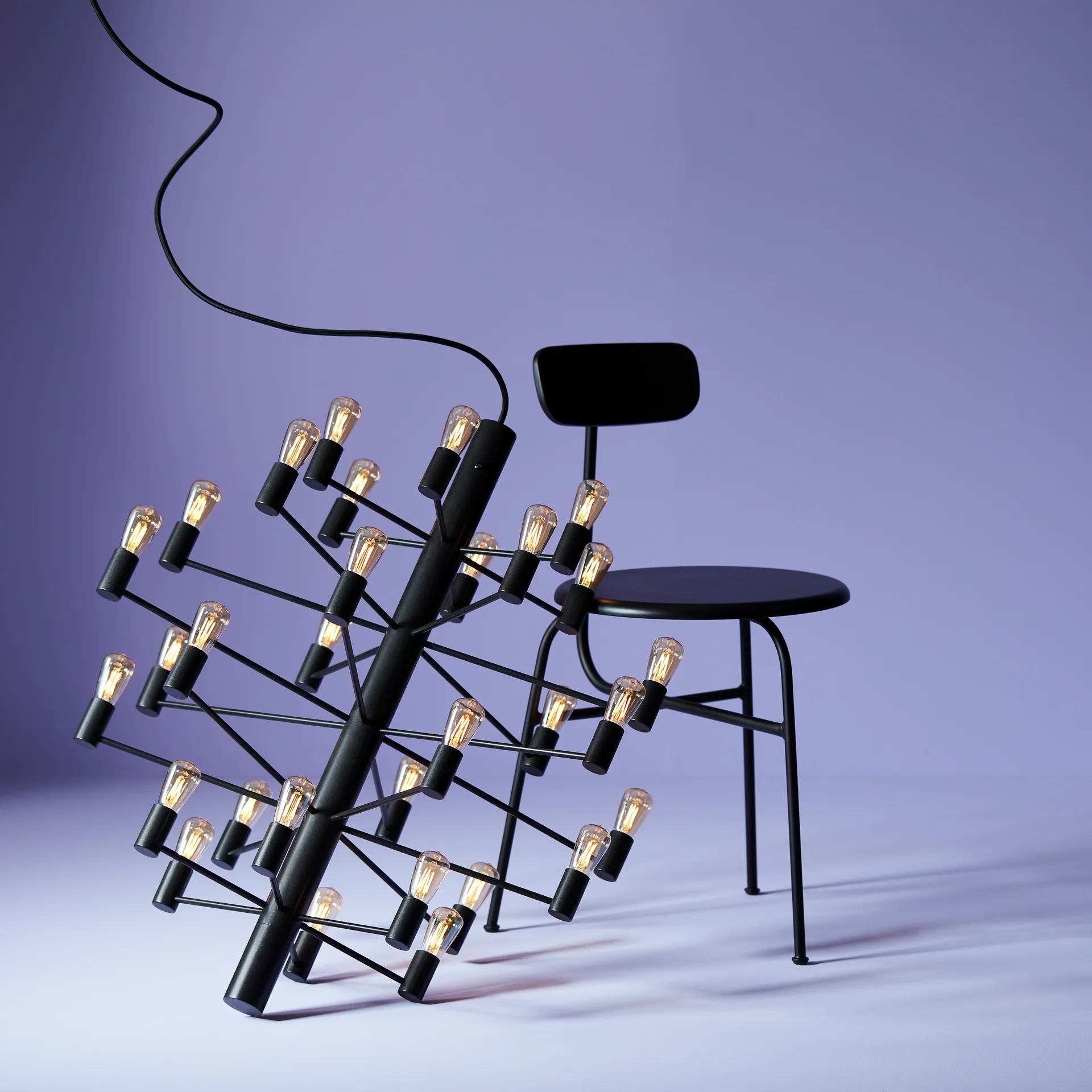 Manola 30 -kattokruunu, Musta Herstal