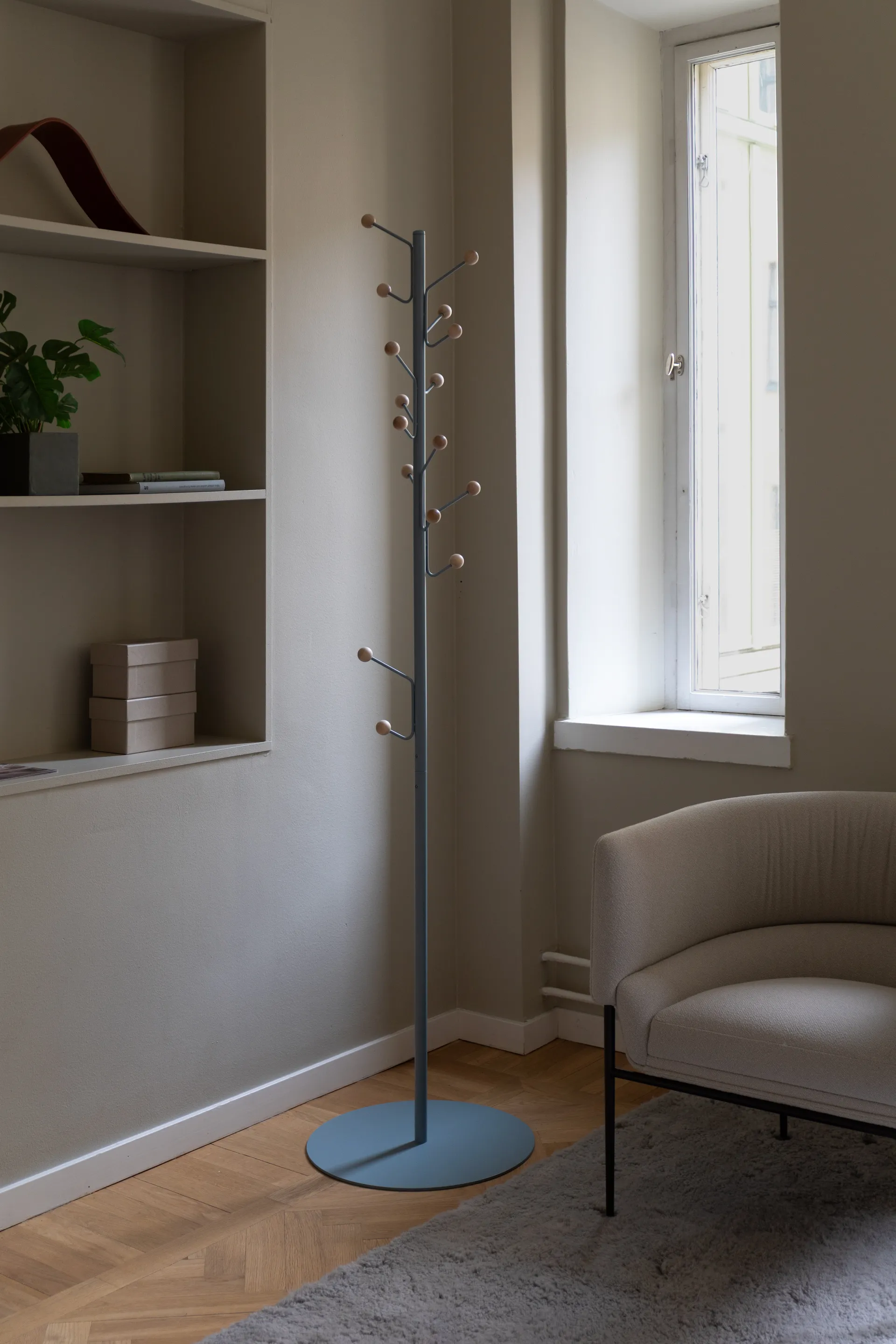 Vienda pöytävalaisin, Kiiltävä musta Herstal