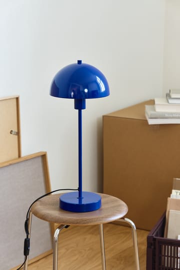 Vienda pöytävalaisin - Royal blue - Herstal