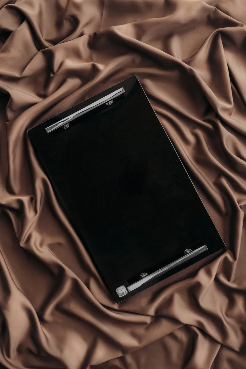 Hilke Collection tarjotin 40,5 x 25,5 cm, Graniitti-nikkelöity messinki Hilke Collection