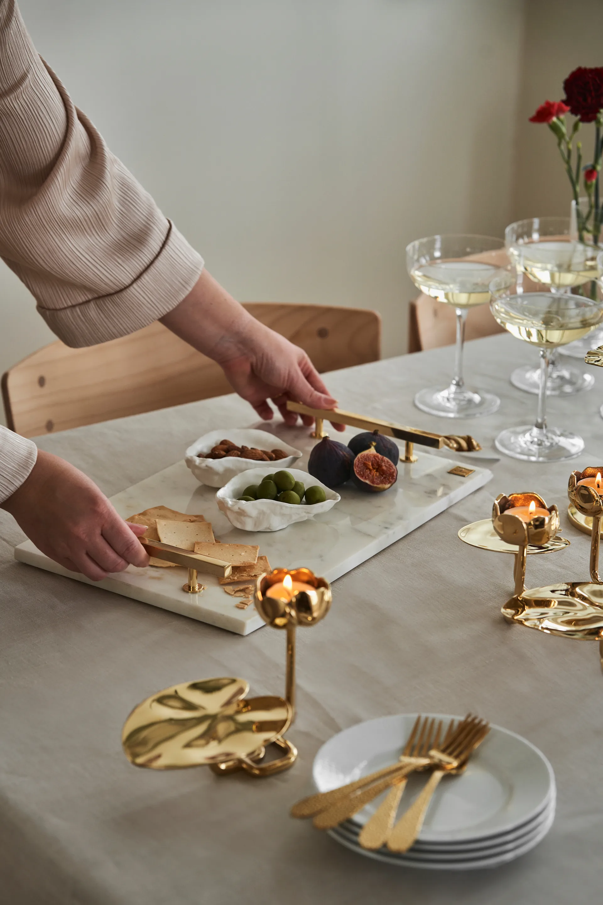 Hilke Collection tarjotin 40,5 x 25,5 cm, Valkoinen marmori-kiinteä messinki Hilke Collection