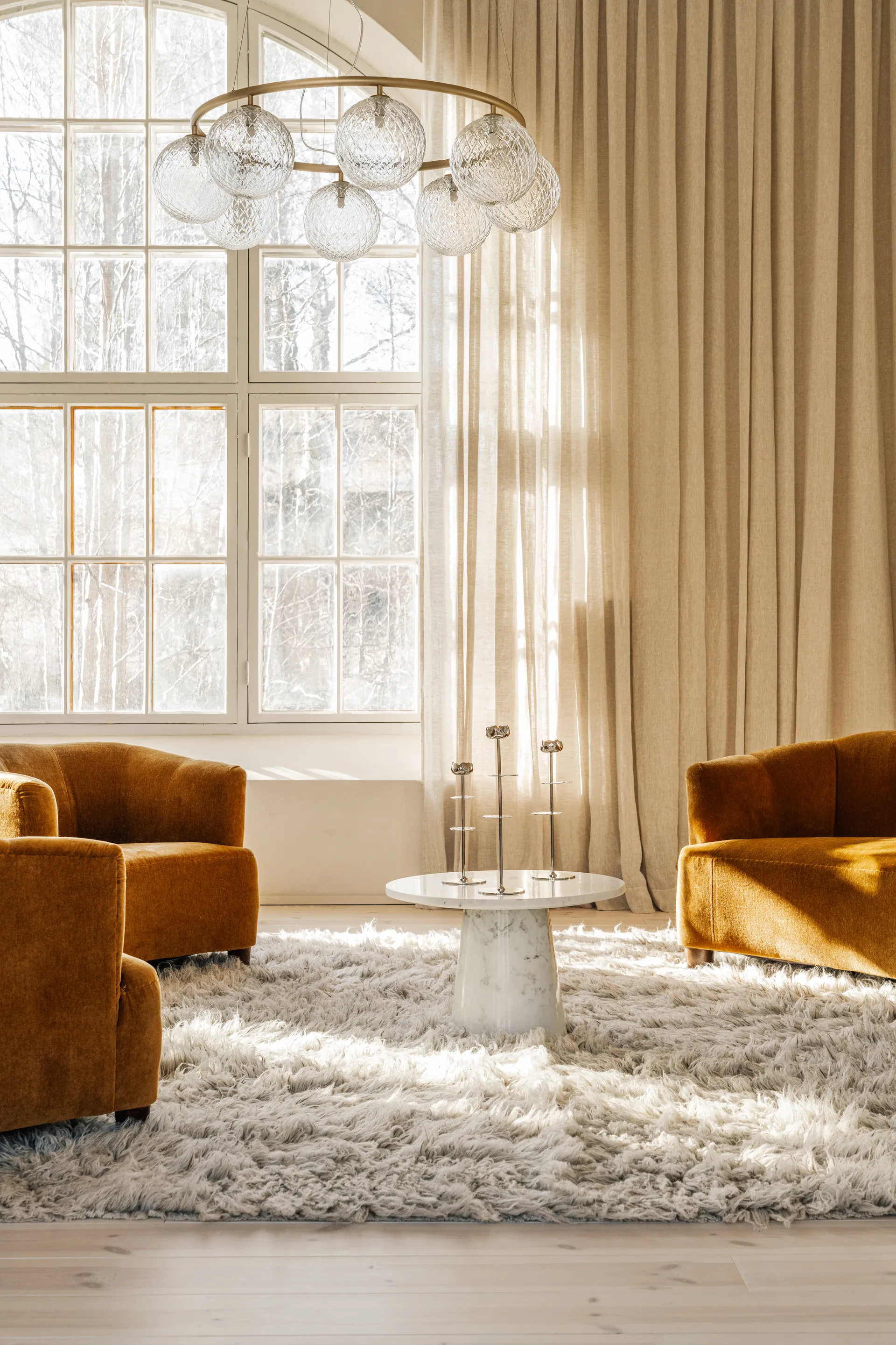 Ninfea Alta kynttilänjalka 30 cm, Nikkelöity messinki. Hilke Collection