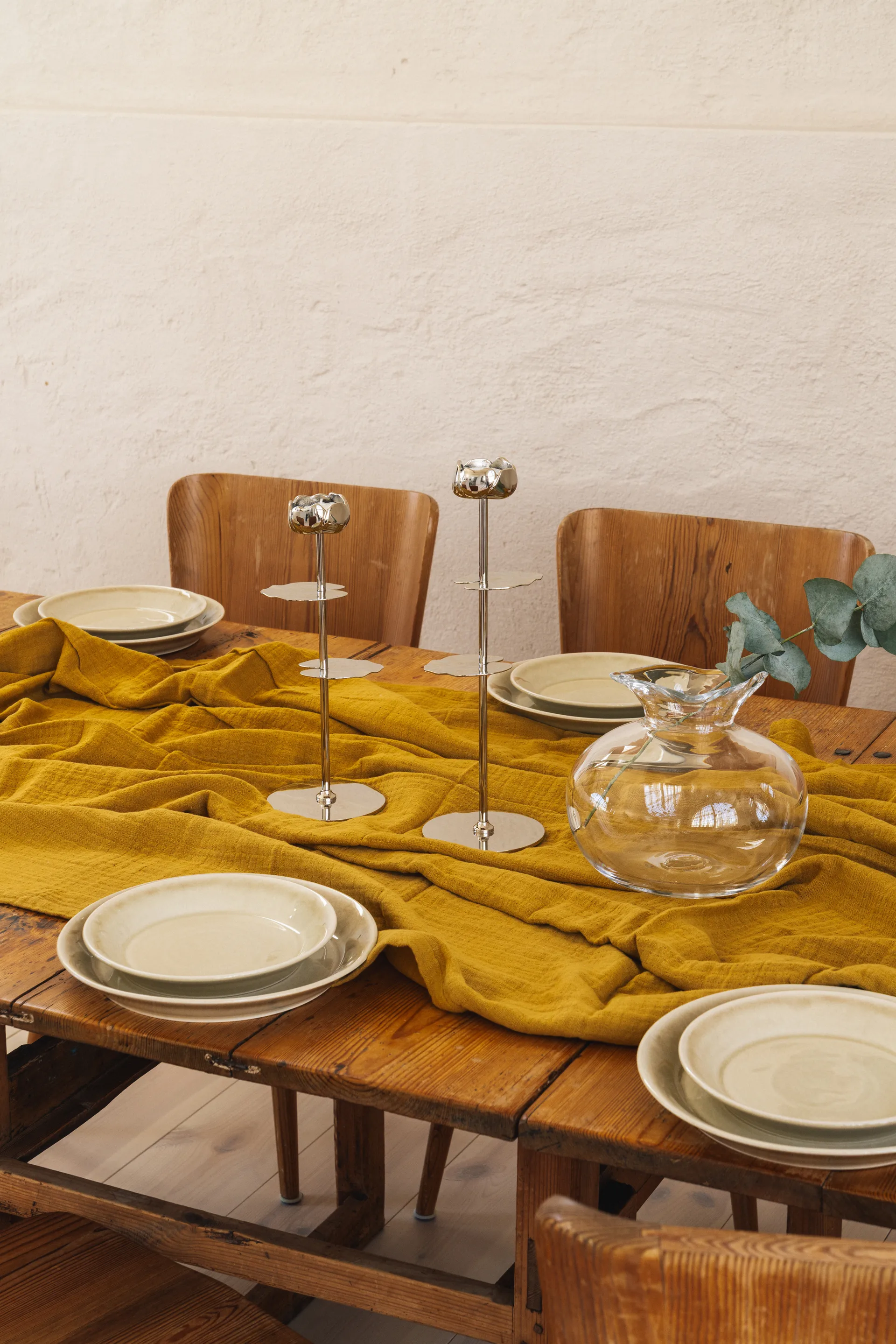 Ninfea Alta kynttilänjalka 35 cm, Nikkelöity messinki. Hilke Collection