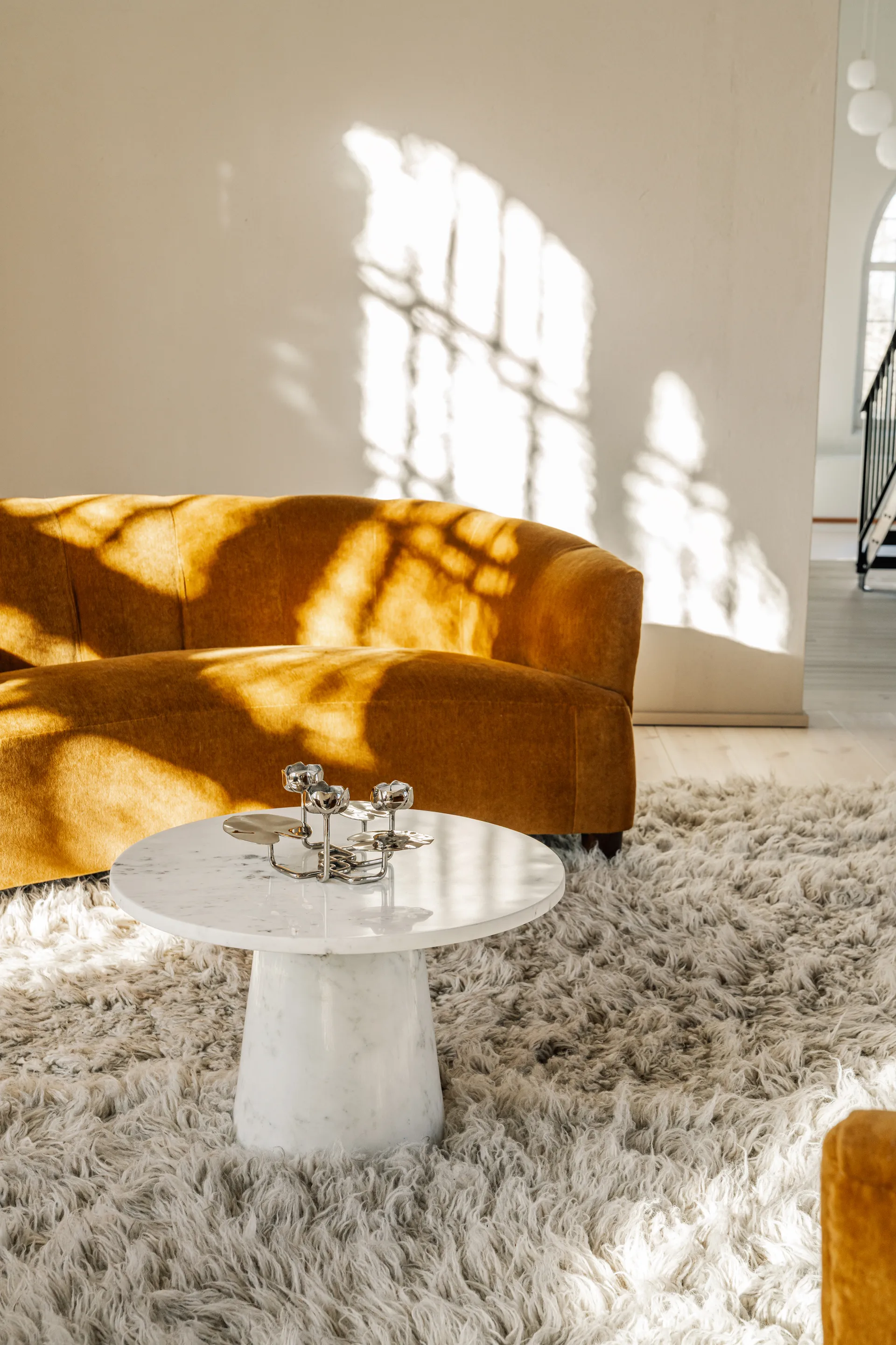 Ninfea grande kynttilänjalka, Nikkelöity messinki. Hilke Collection