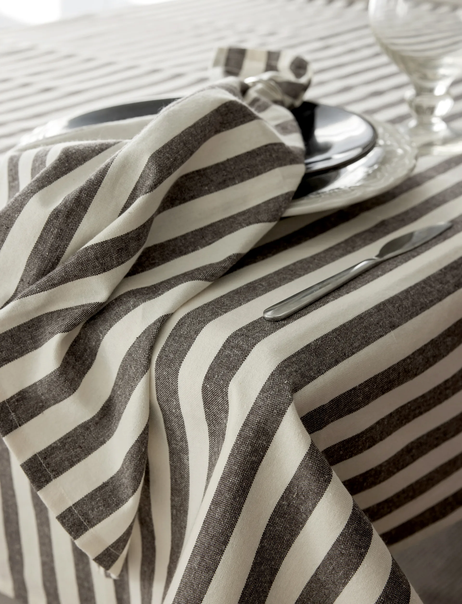 Bretagne kangaslautasliina 50x50 cm 4-pack, Suklaa Himla