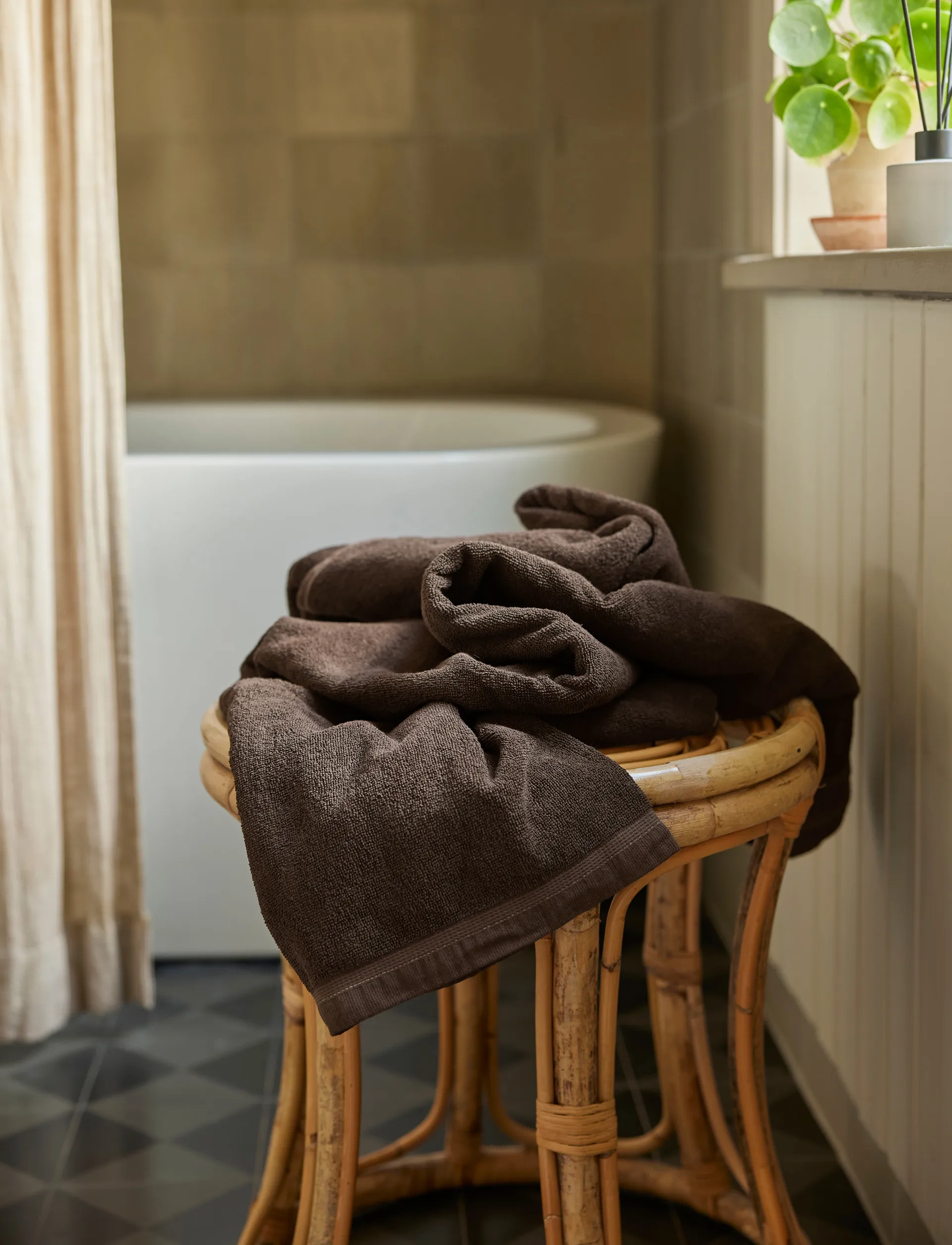 Lina pyyhe chocolat, 70x140 cm Himla