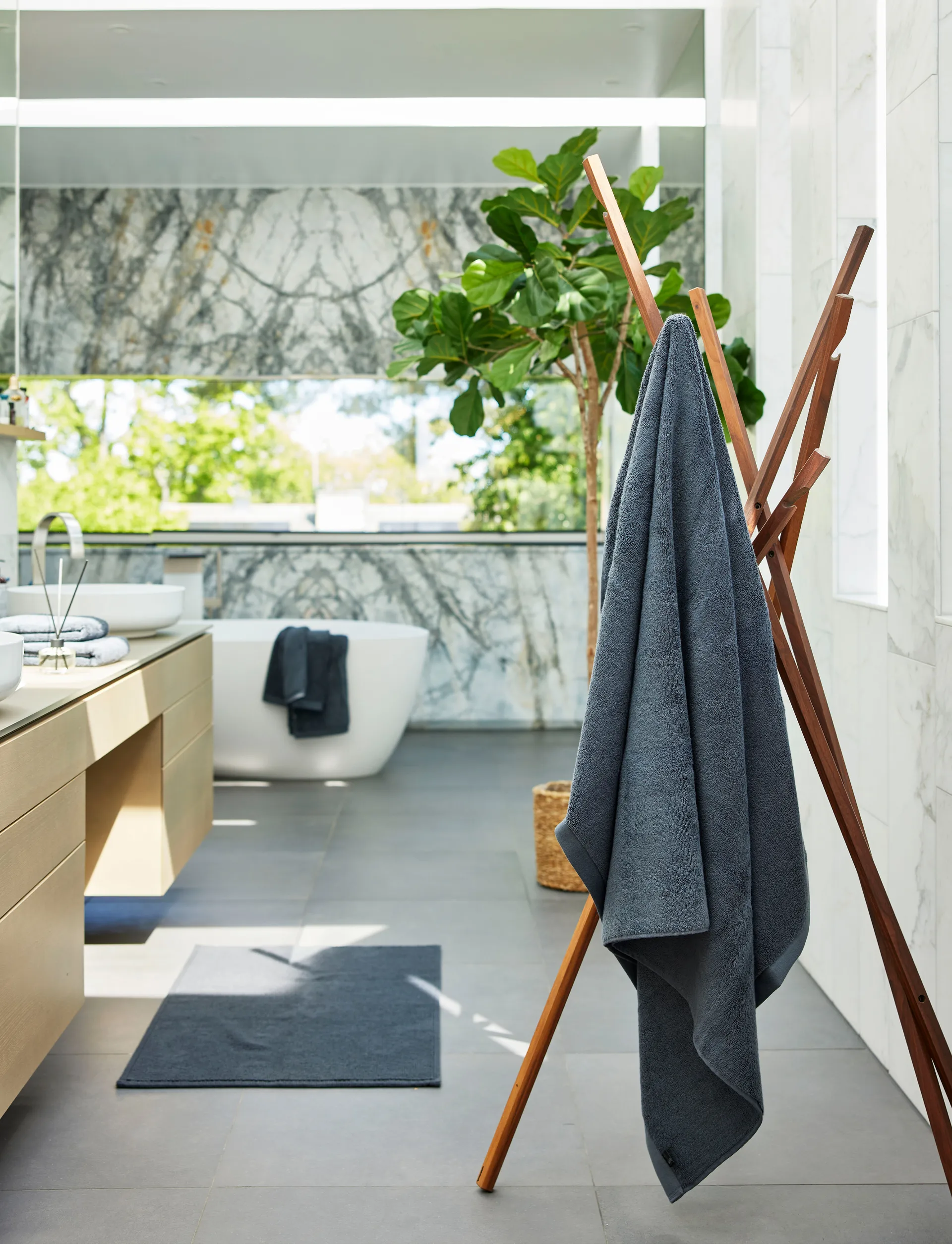 Maxime pyyhe, Silence, 70×140 cm Himla