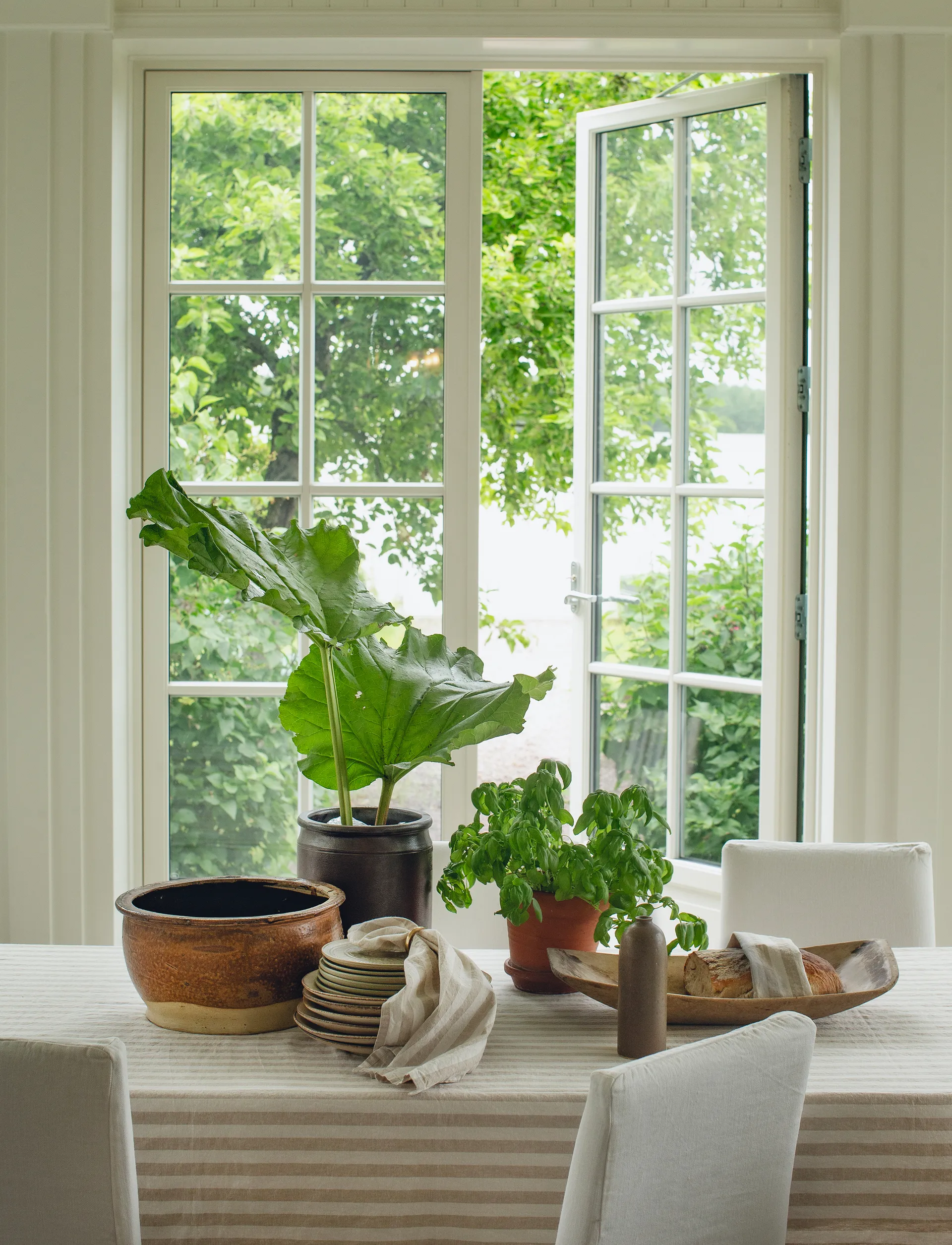 Riviera pöytäliina 145x250 cm, Hiekka Himla