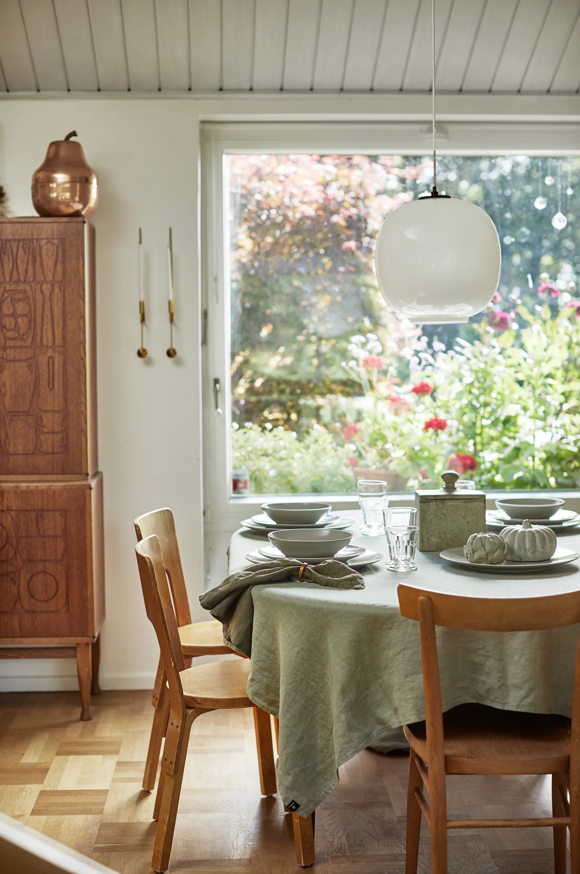 Sunshine pöytäliina 145x250 cm, Sage Himla