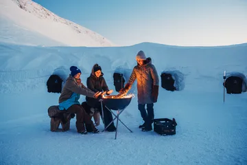 BOWL 57 tulisija - Musta-hopea, kolmijalkajalusta - Höfats