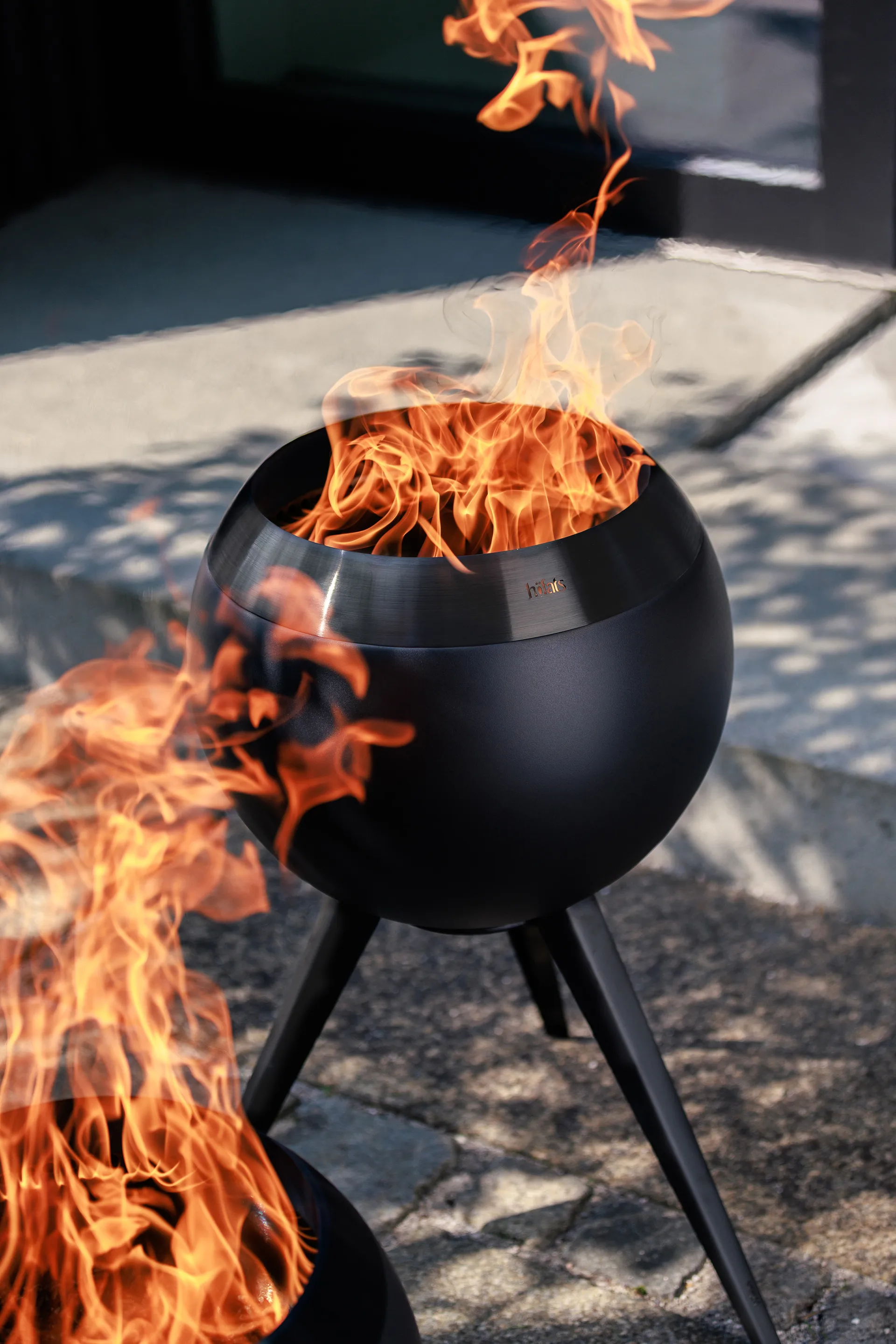 MOON 45 tulisija, All black, korkea jalusta Höfats