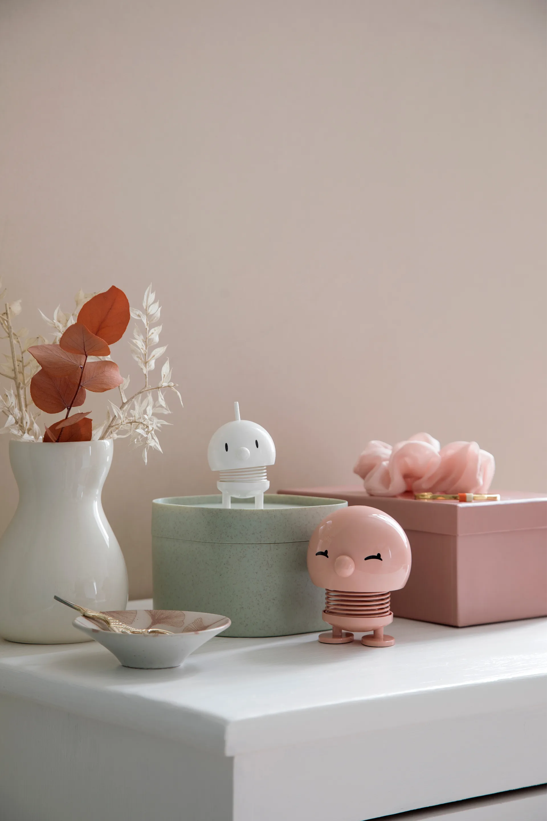 Hoptimist Bumble S figuuri, White Hoptimist