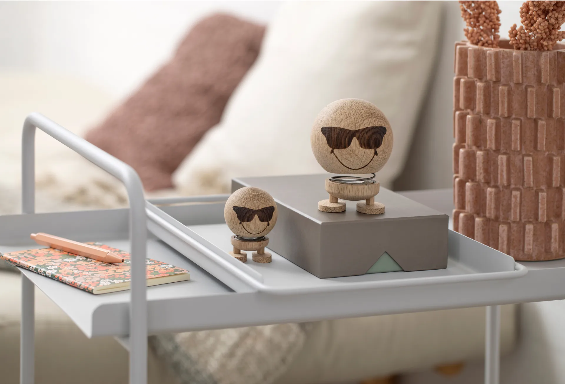 Hoptimist Smiley Cool S hahmo, Raw oak Hoptimist