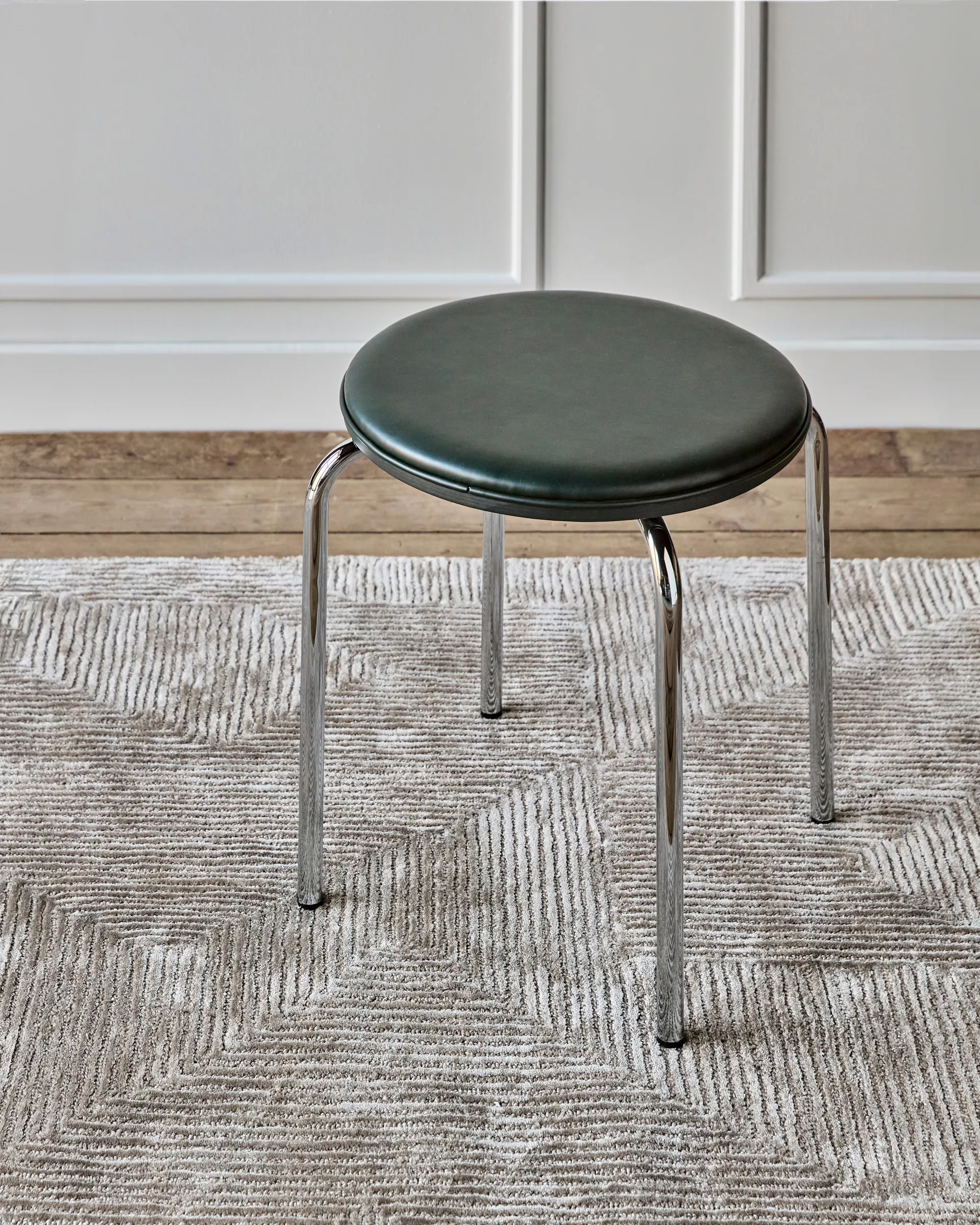 Comma jakkara, Tummanvihreä House Doctor