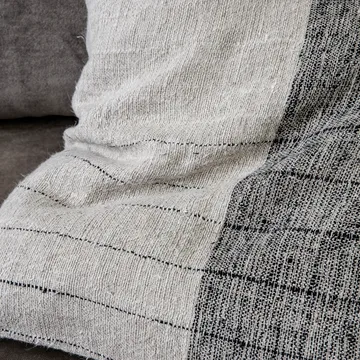 Dived tyynynpäällinen, 50 x 50 cm - Musta-off white - House Doctor