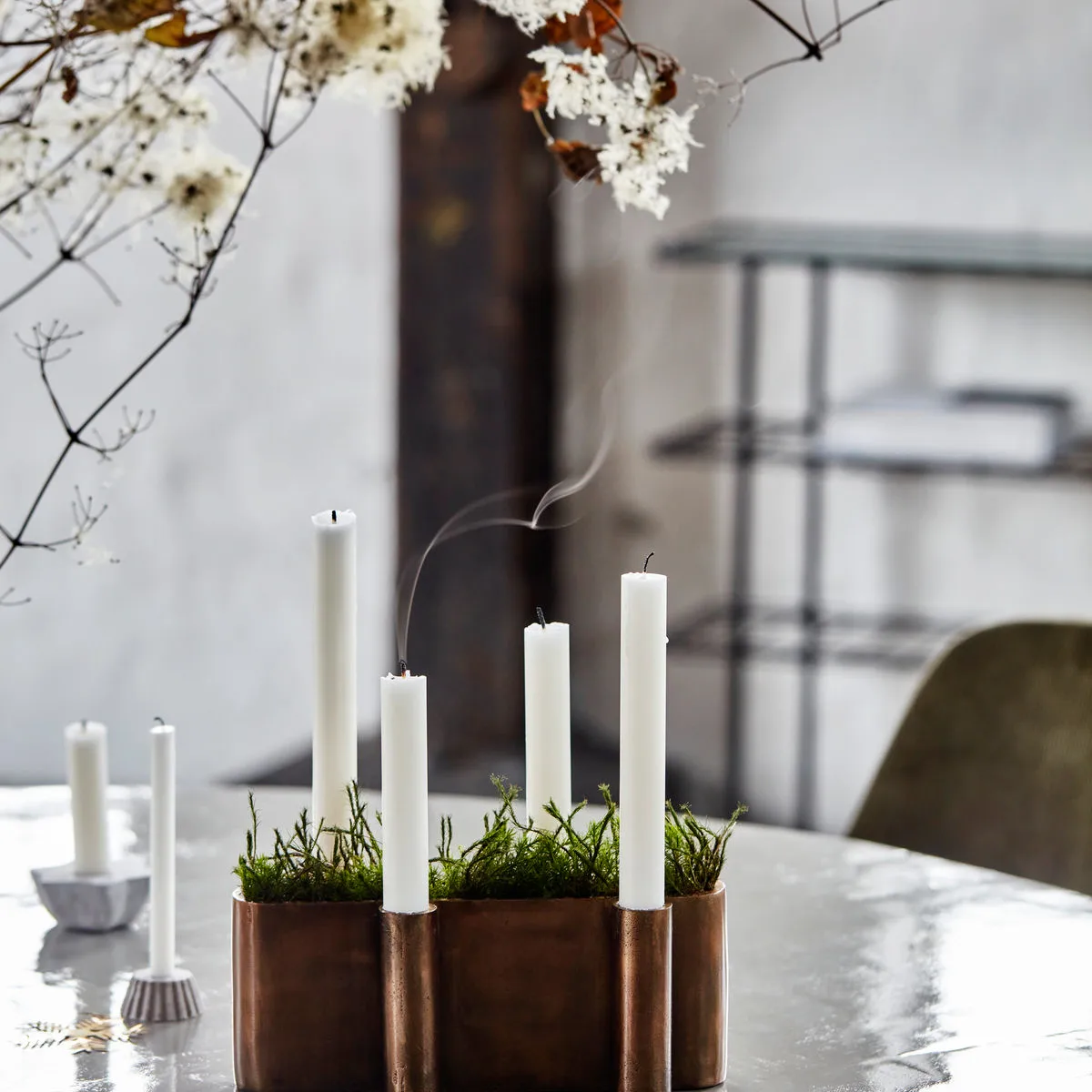 Four adventtikynttelikkö ovaali, Antiikkimessinki House Doctor