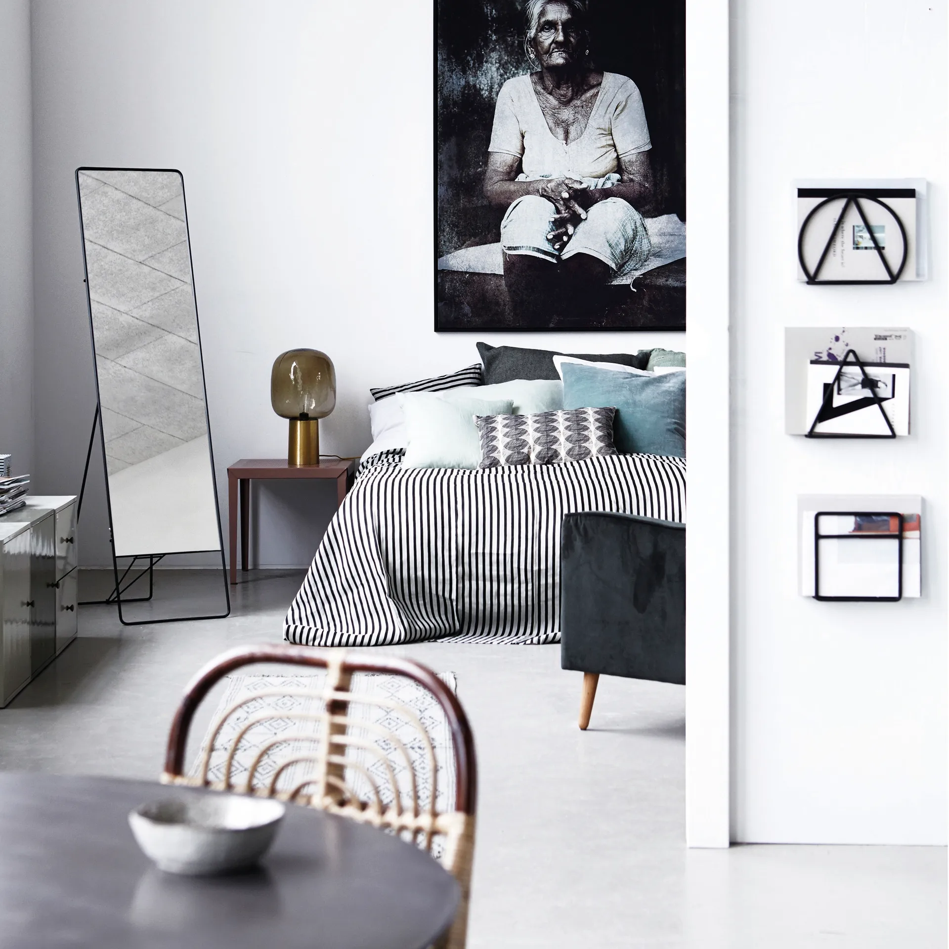 Note pöytävalaisin, harmaa-messinki House Doctor