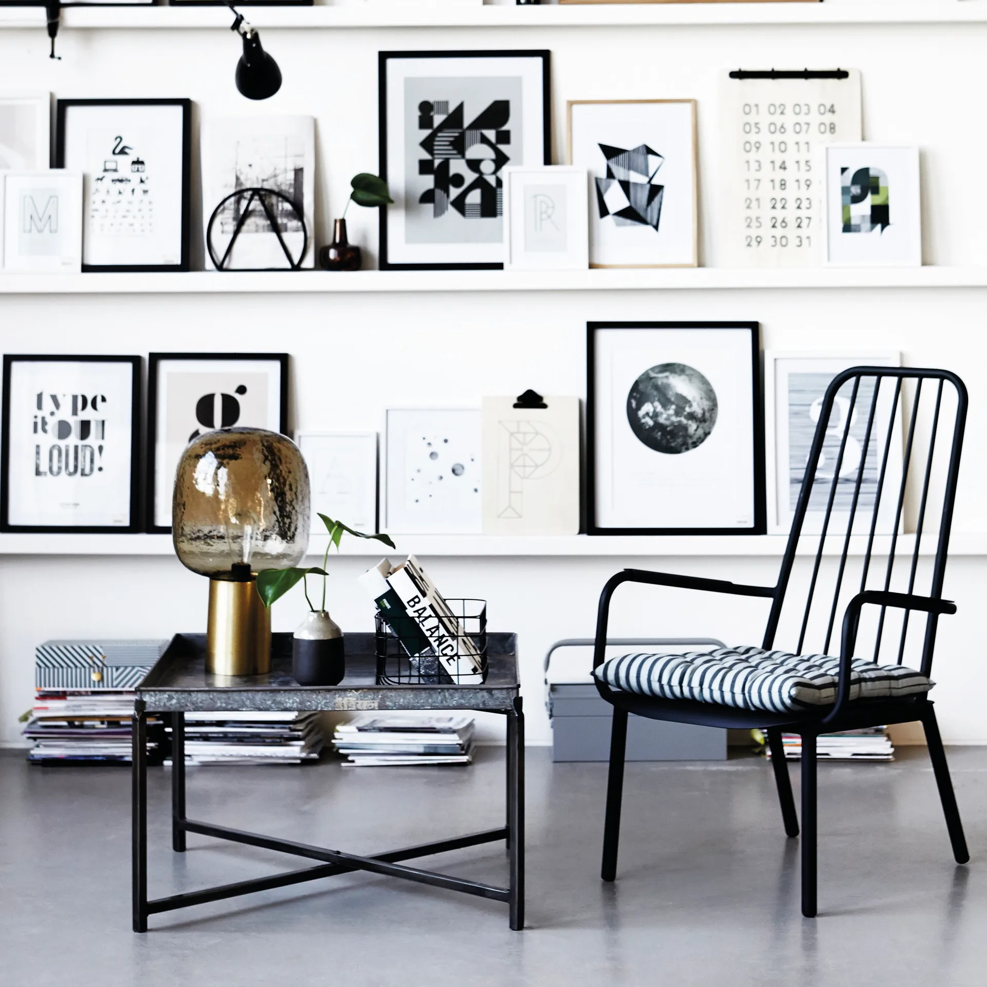 Note pöytävalaisin, harmaa-messinki House Doctor