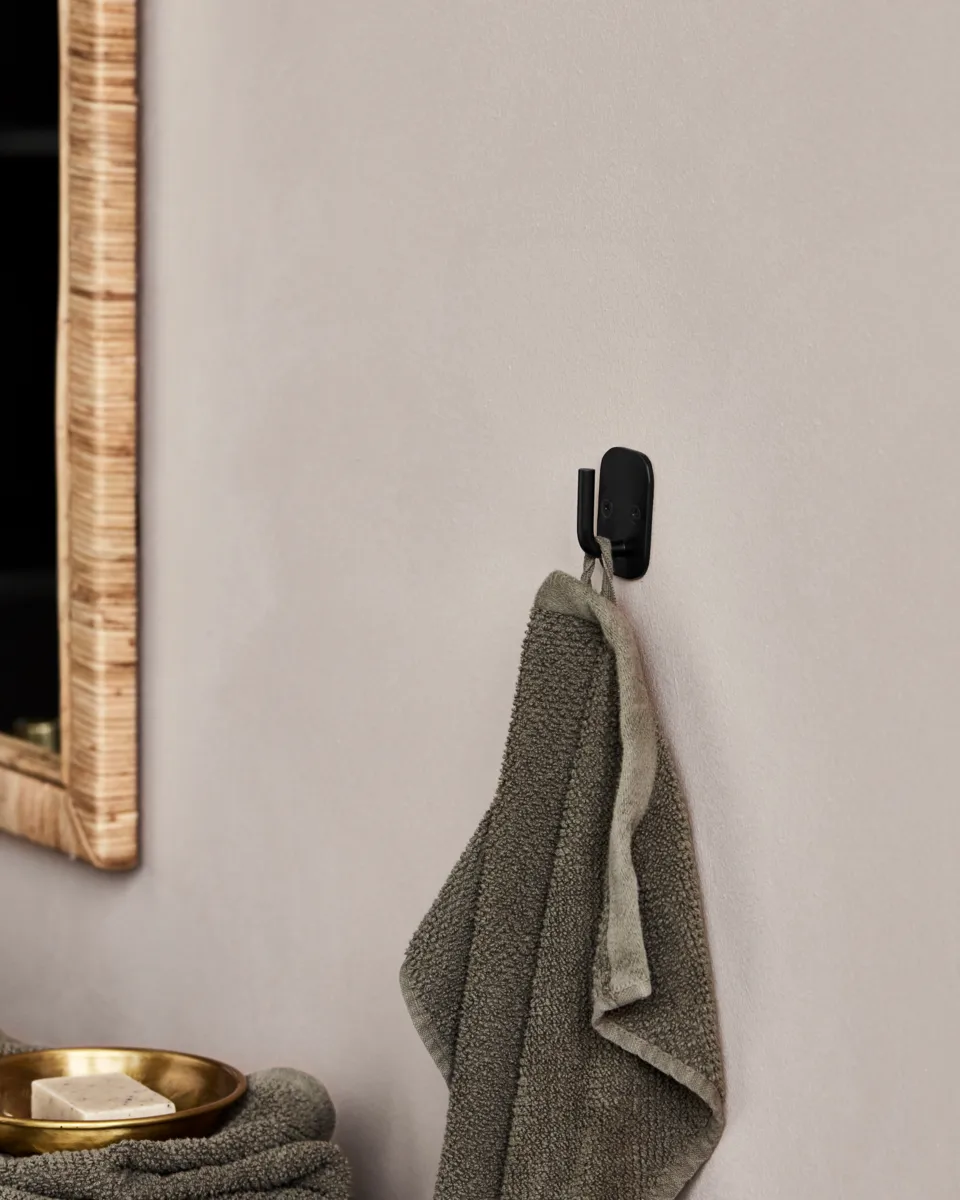 Pati koukku 4x6 cm, Musta House Doctor