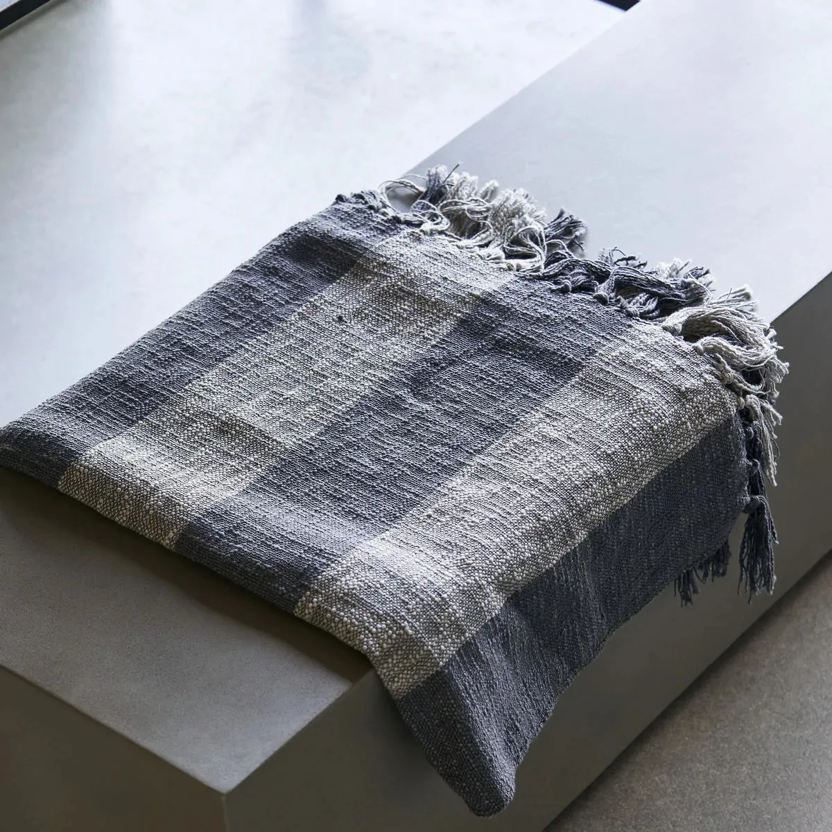 Ponra torkkupeitto 130 x 180 cm, Harmaa House Doctor