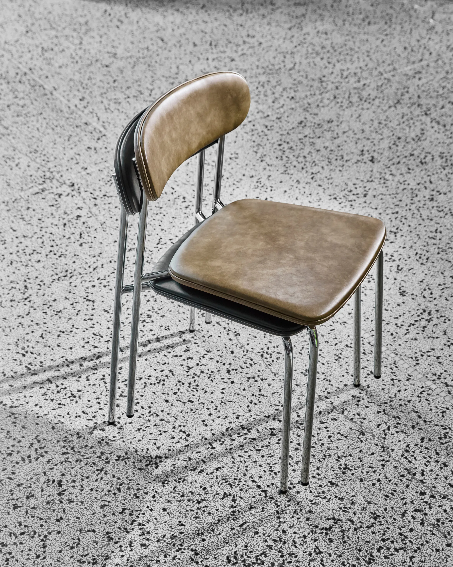 Pova tuoli, Crome-khaki House Doctor