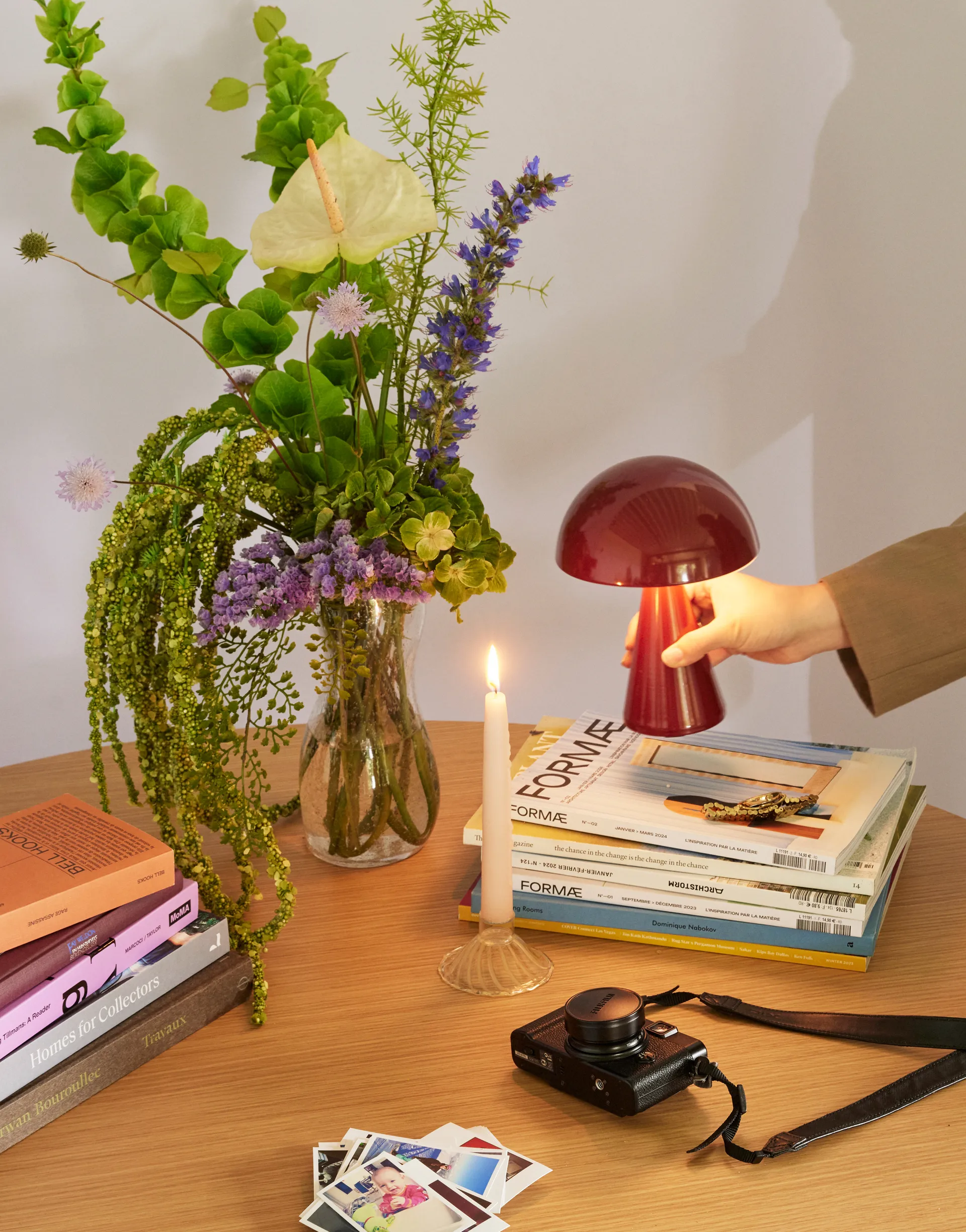 Mush kannettava pöytävalaisin, Punainen Hübsch Interior