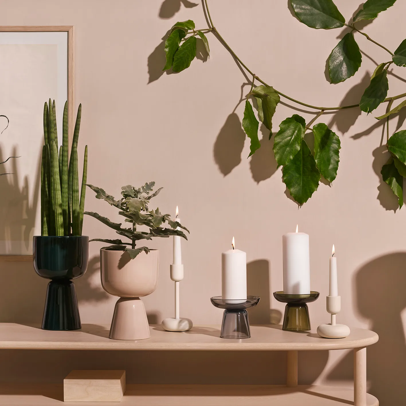 Nappula kynttilänjalka, puuteri, Pieni 107 mm Iittala