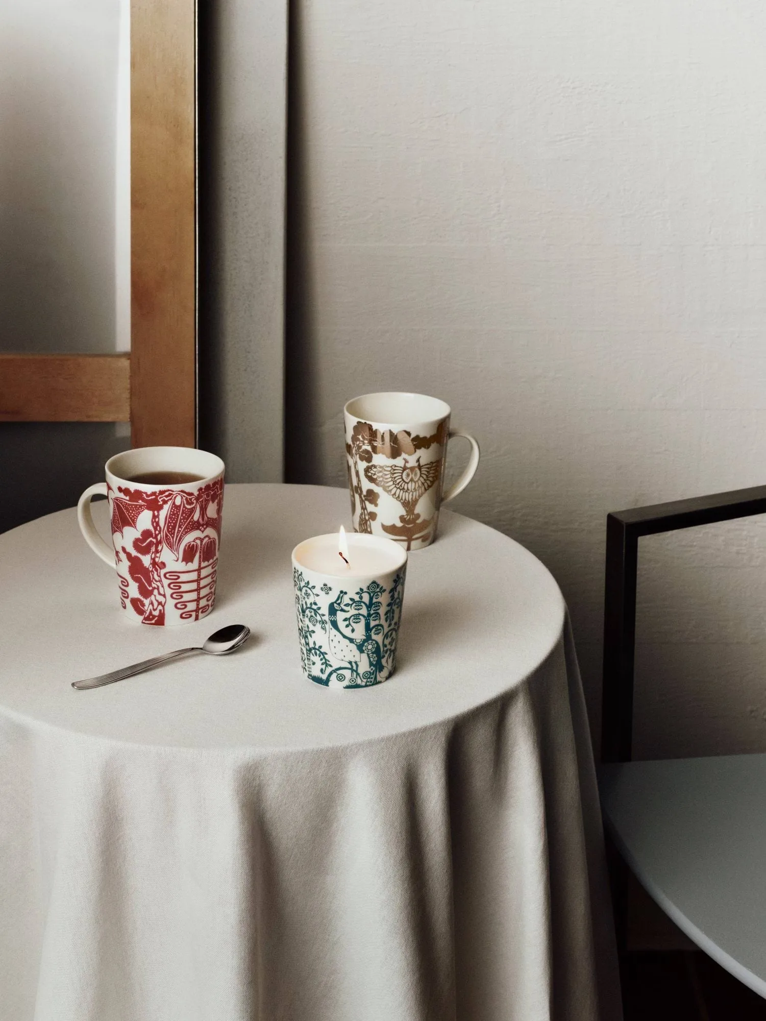 Taika kynttilä, Teräksen­sininen, 9 cm Iittala