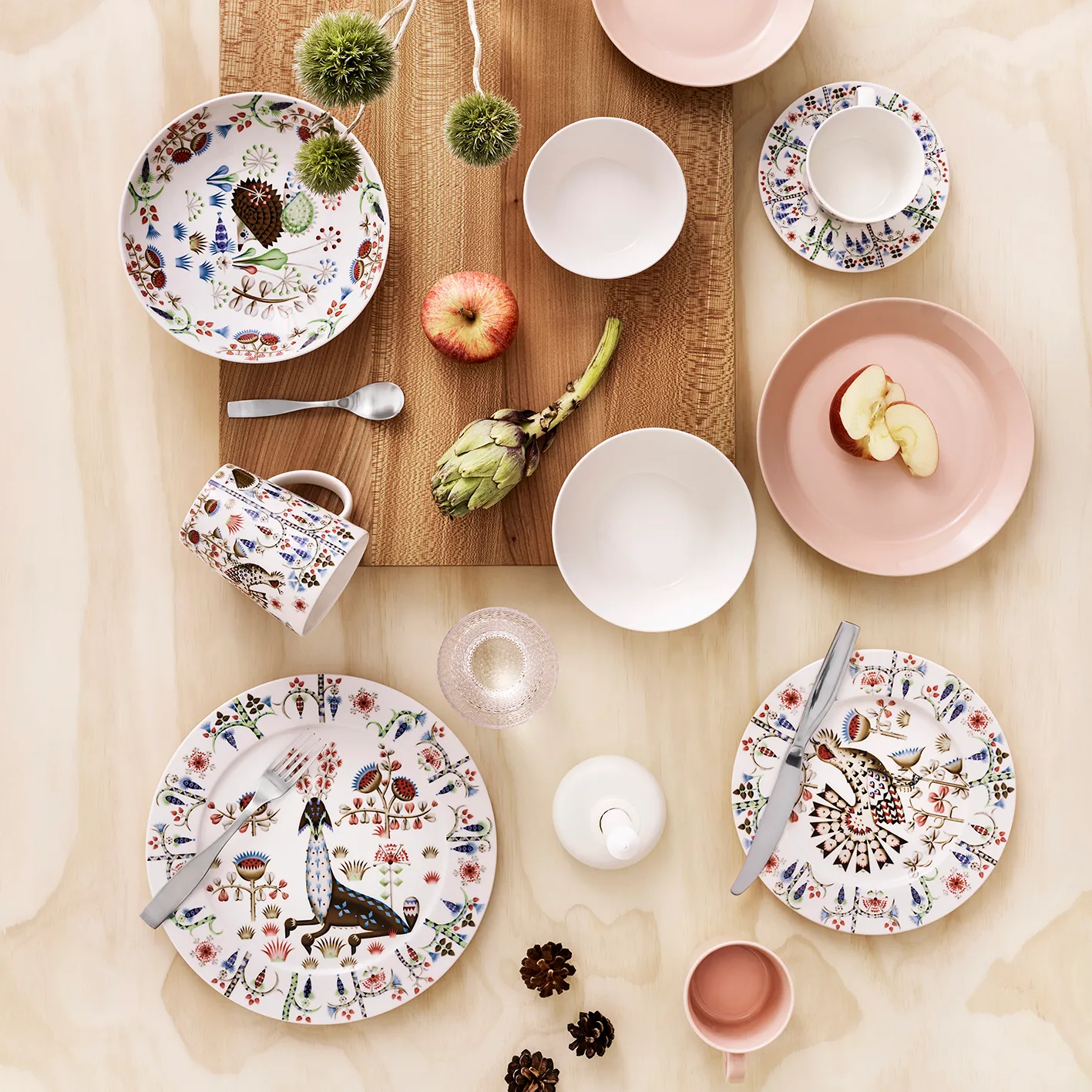 Taika Siimes leipälautanen 22 cm, Valkoinen Iittala