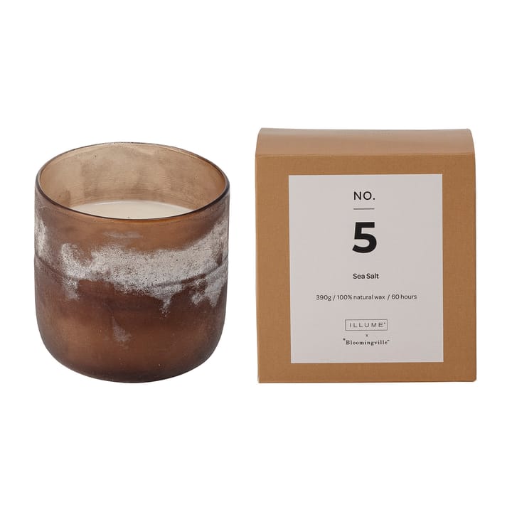NO. 5 Sea Salt -tuoksukynttilä - 390 g + Lahjarasia - Illume x Bloomingville