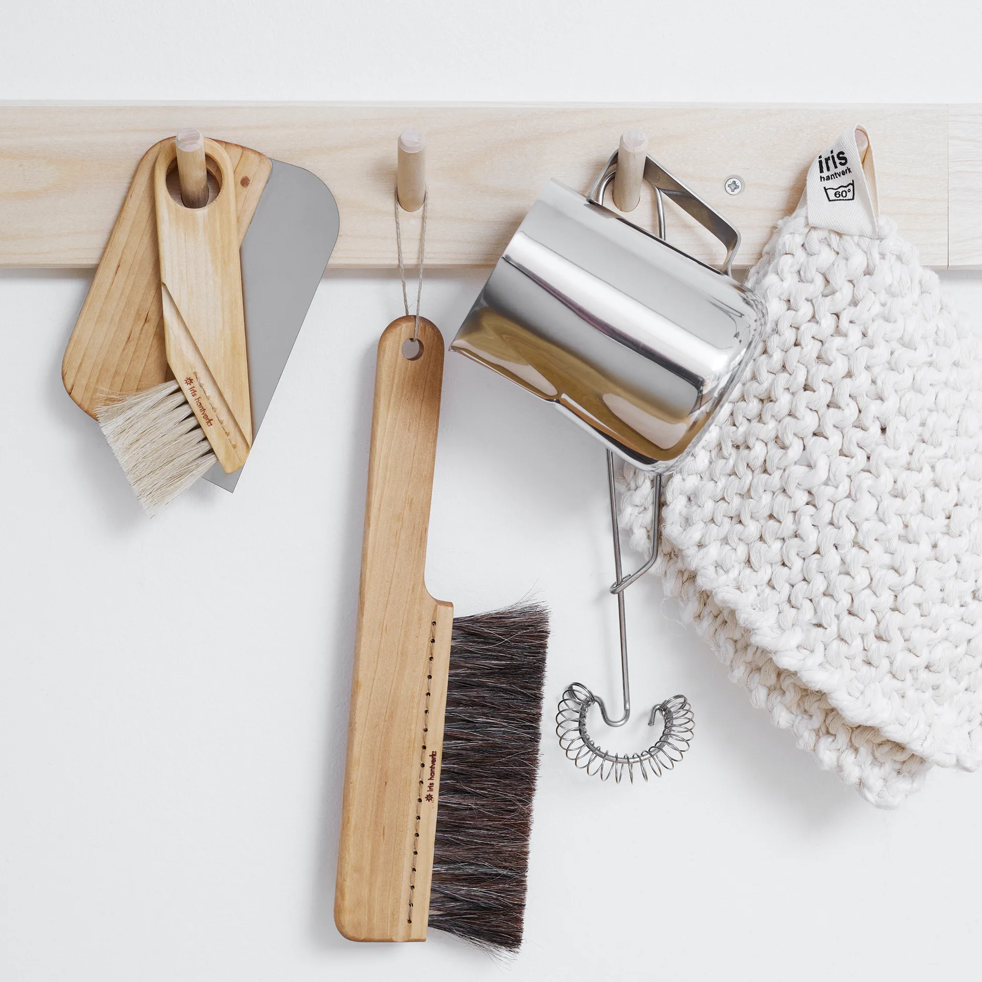 Iris pullasuti jouhilla, käsityötä, Öljytty koivu Iris Hantverk