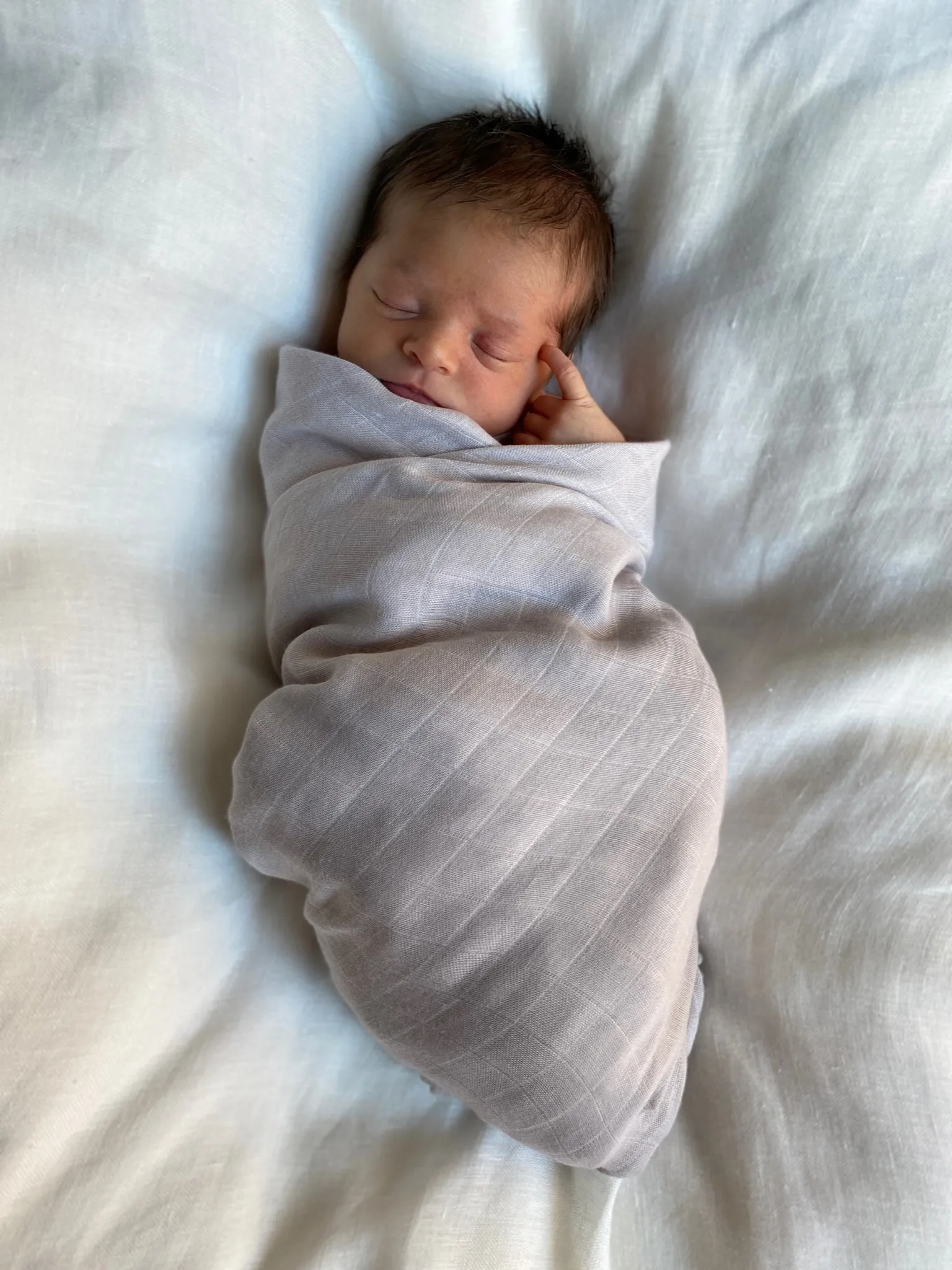 Pom Pom musliinhuopa 120x120 cm 2 kpl, Pearl & Dusty gray Jack o Juno