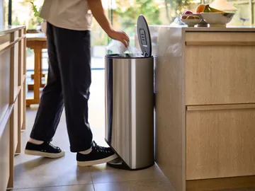 Joseph Joseph Arc poljettava roskis 30 L - Ruostumaton teräs - Joseph Joseph