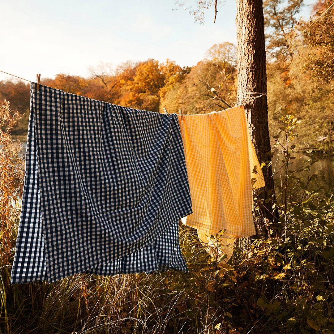 Bæk&Bølge pussilakanasetti 220x220 cm, Tummansininen-valkoinen Juna