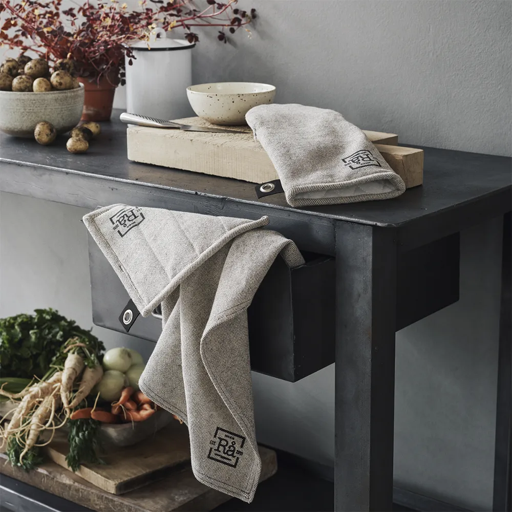 Rå grillauskinnas, Tummanharmaa, one size Juna