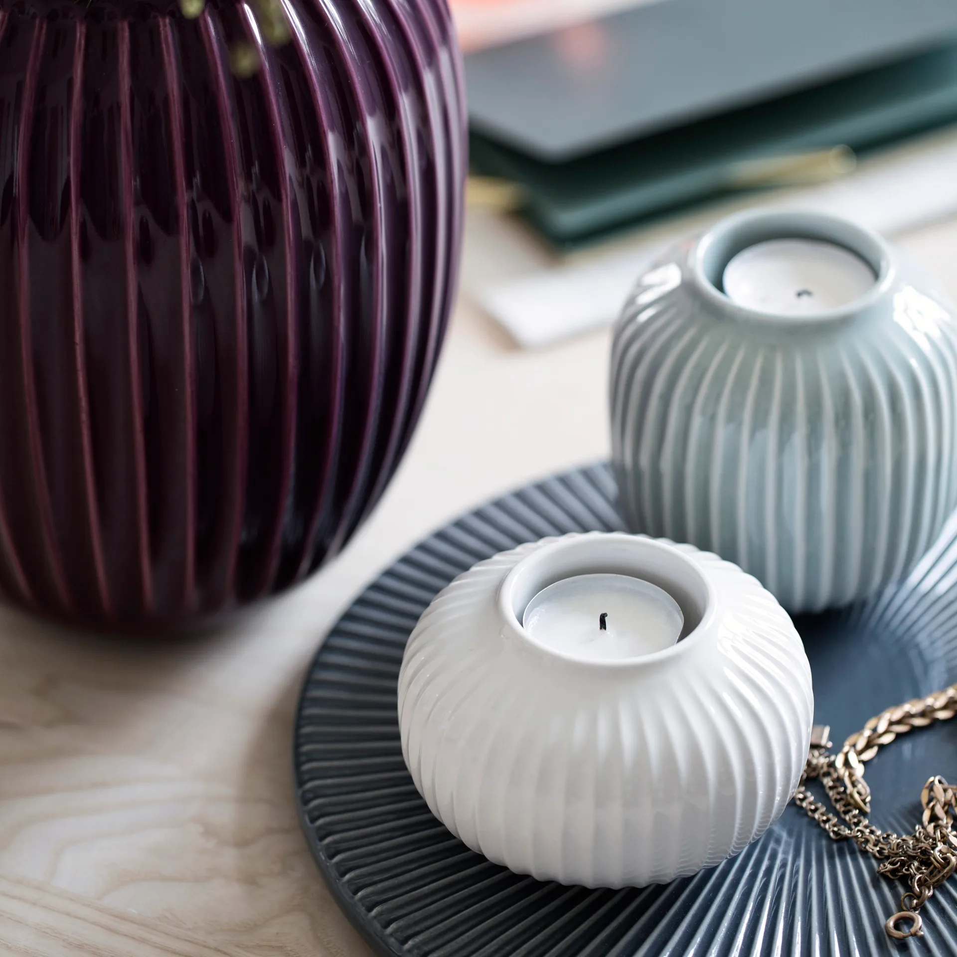 Hammershøi lämpökynttilänjalka keskikokoinen, valkoinen Kähler