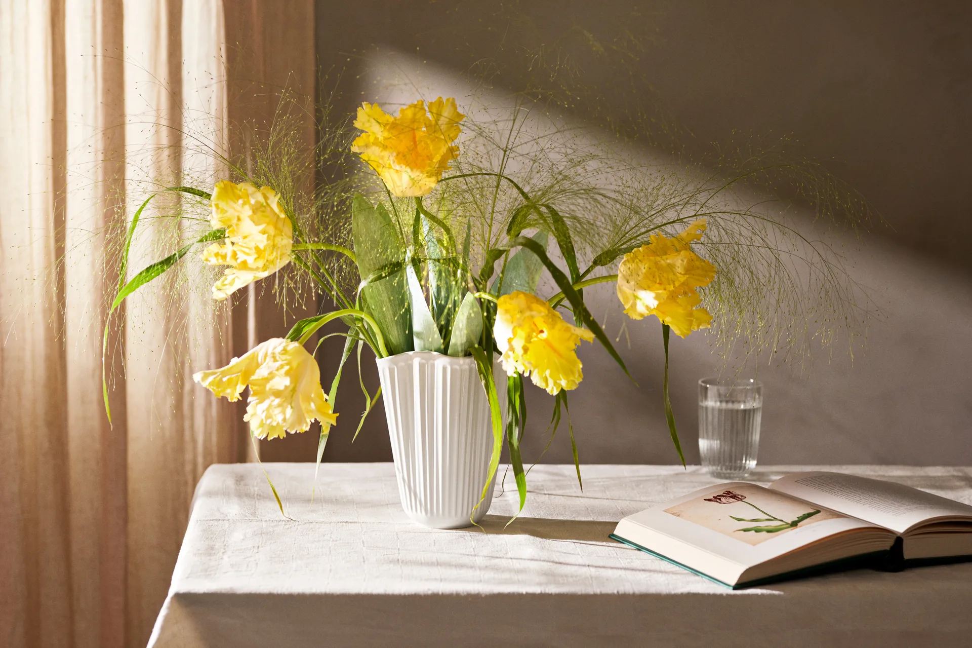 Hammershøi vaasi unfold, Valkoinen, 20,5 cm Kähler