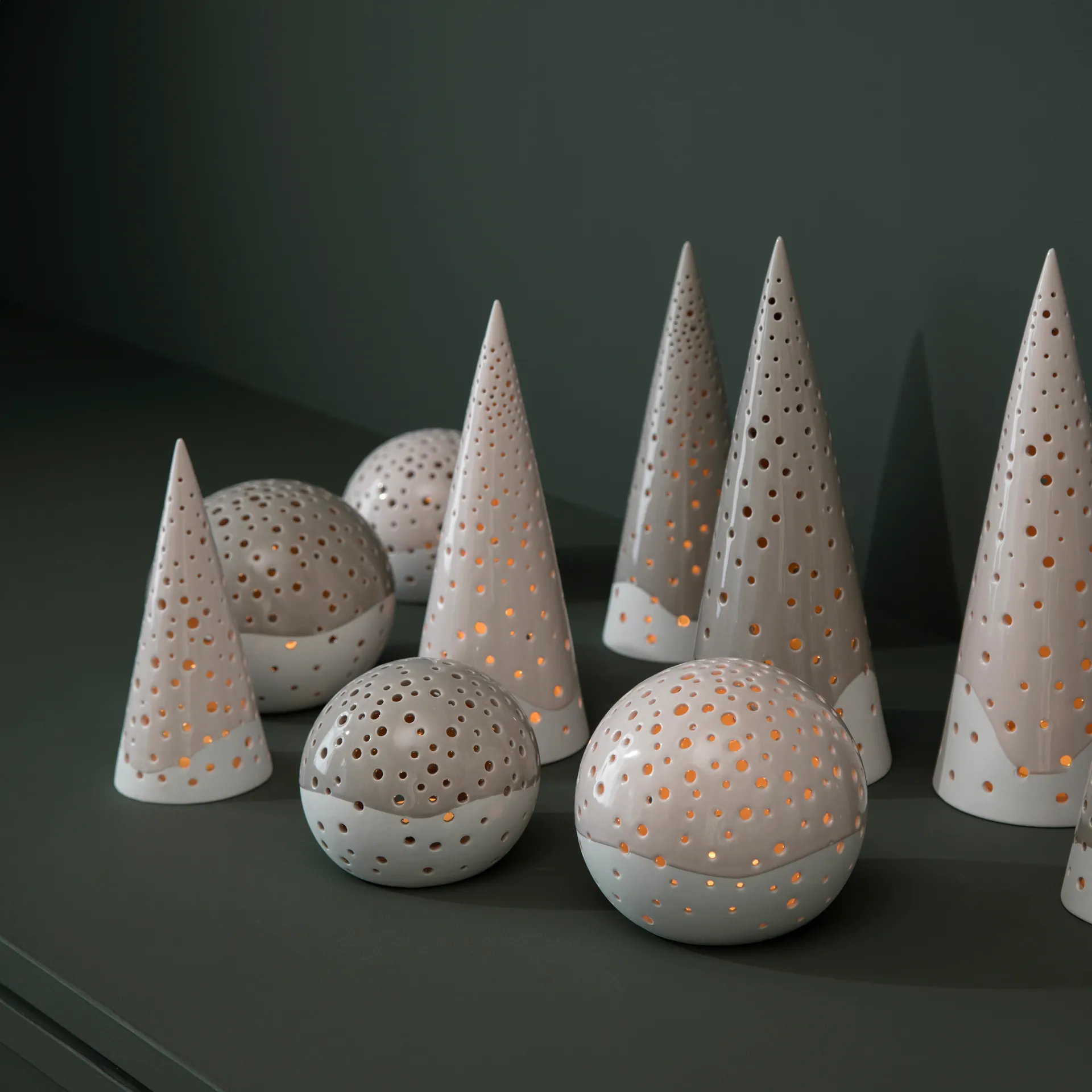 Nobili kynttilänjalka pieni, Nude Kähler