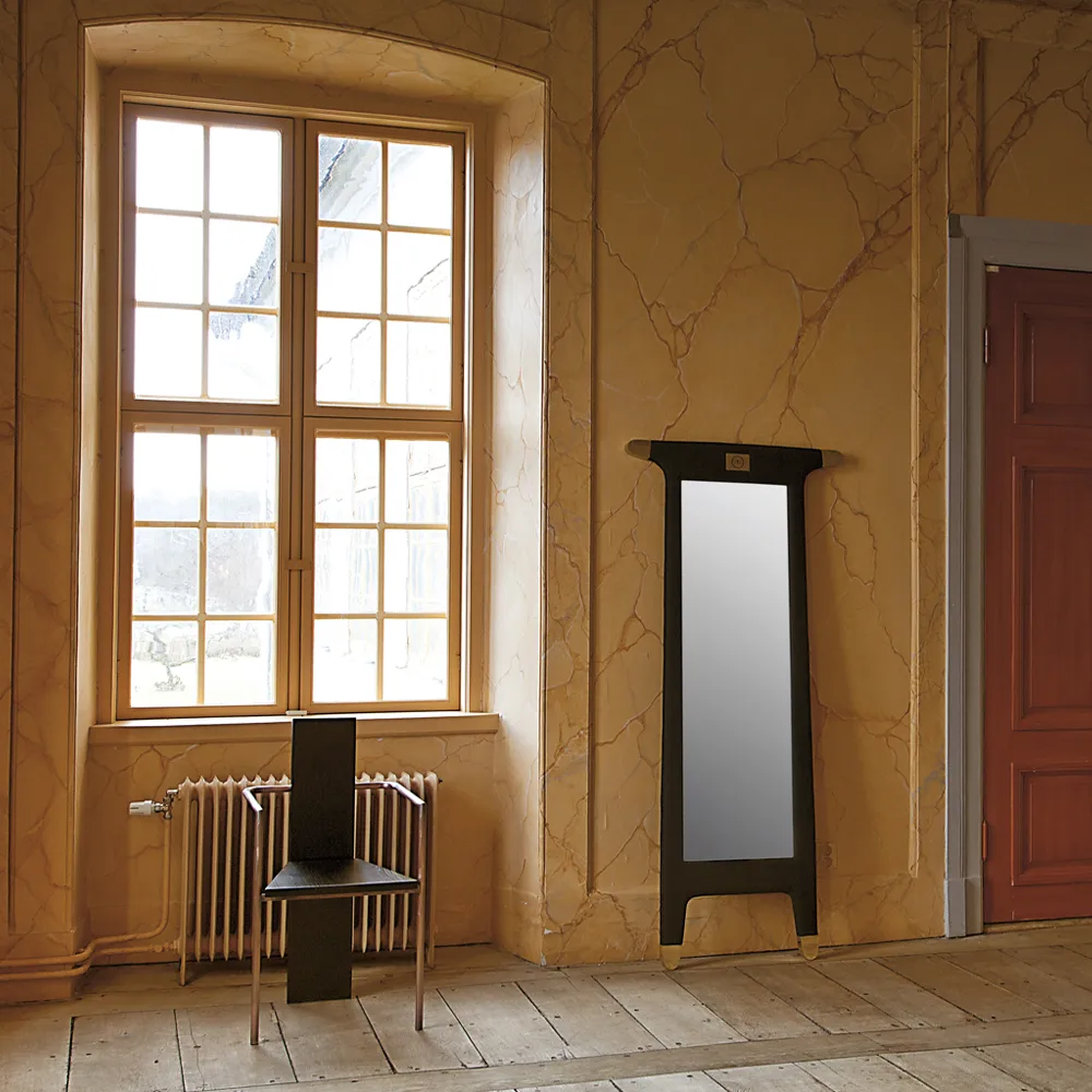 Concrete käsinojatuoli, Valkoinen kuparipinnoitettu jalusta Källemo