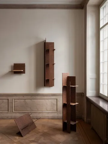 FF01 The Perforated Furniture kirjateline - Kovalevy-pähkinäpuu, 53x33x54 - Källemo