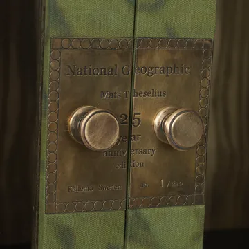 National Geographic 25 vuotta kirjahylly - Vihreä/messinki liinakangas 2 laatikkoa - Källemo