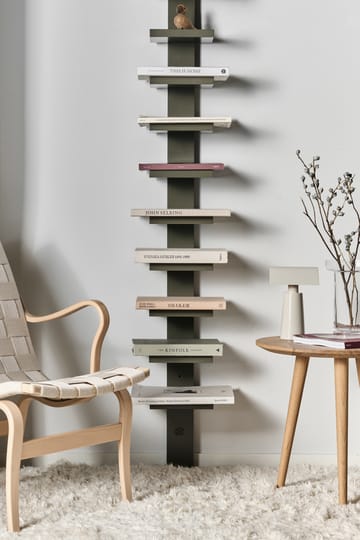 Pilaster-hylly juhlapainos Svenssons 125 vuotta - Tummanvihreä - Källemo