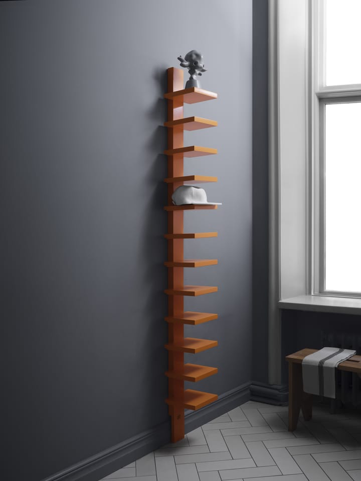 Pilaster seinähylly, Tyrni korkeakiilto Källemo
