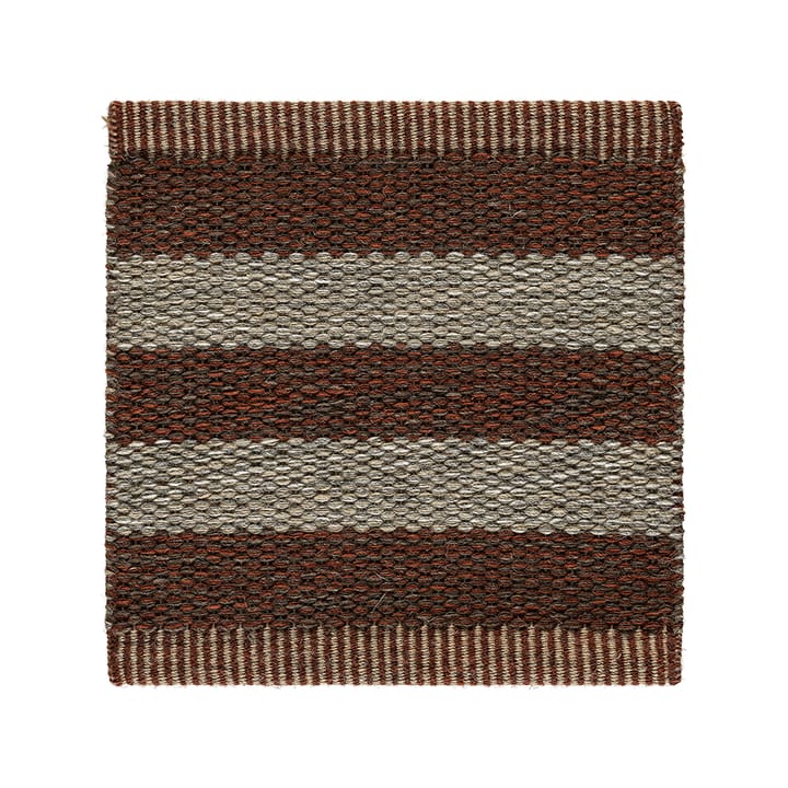 Narrow Stripe Icon -matto - Red clay 300 x 195 cm - Kasthall